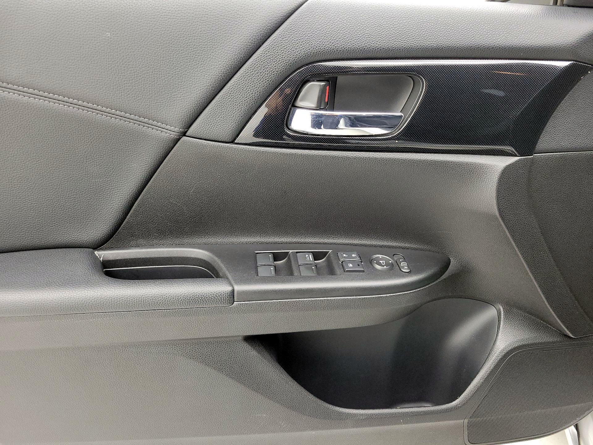 Thumbnail: 2014 Honda Accord - 12
