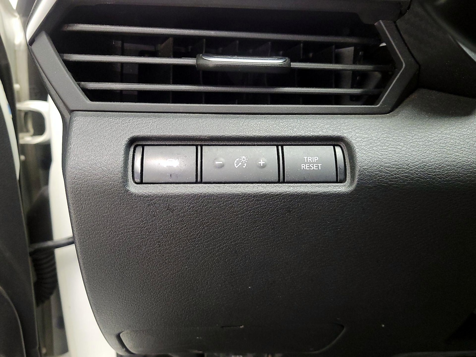 2020 Nissan Altima SR - Photo 14