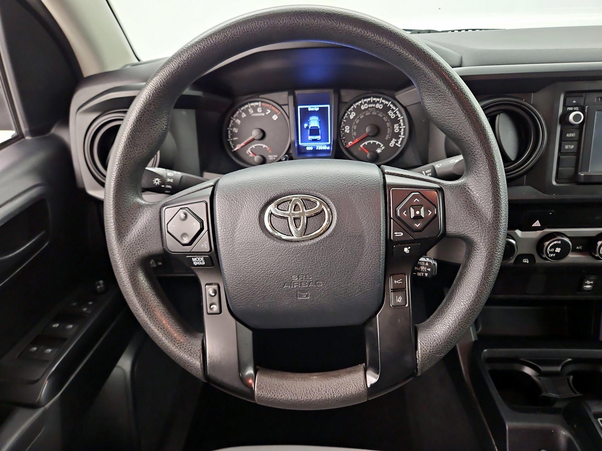 Thumbnail: 2019 Toyota Tacoma - 10