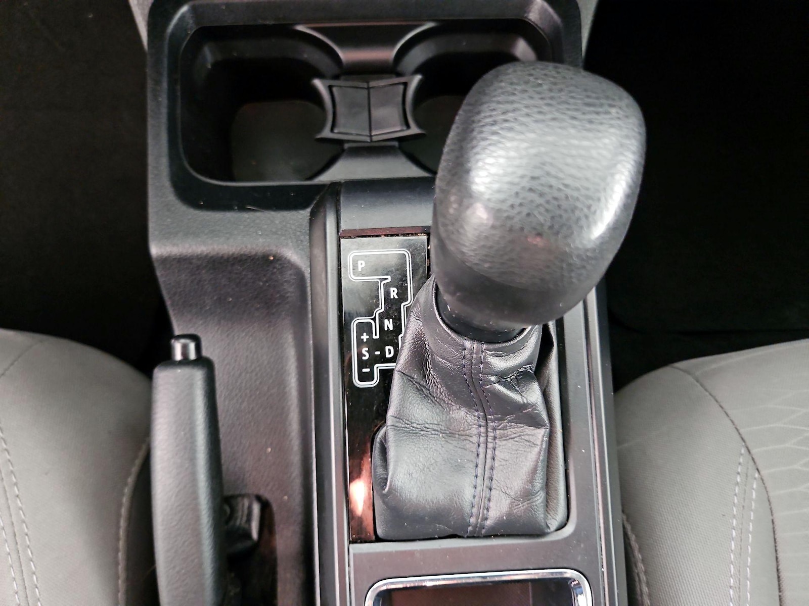 2019 Toyota Tacoma SR - Photo 18