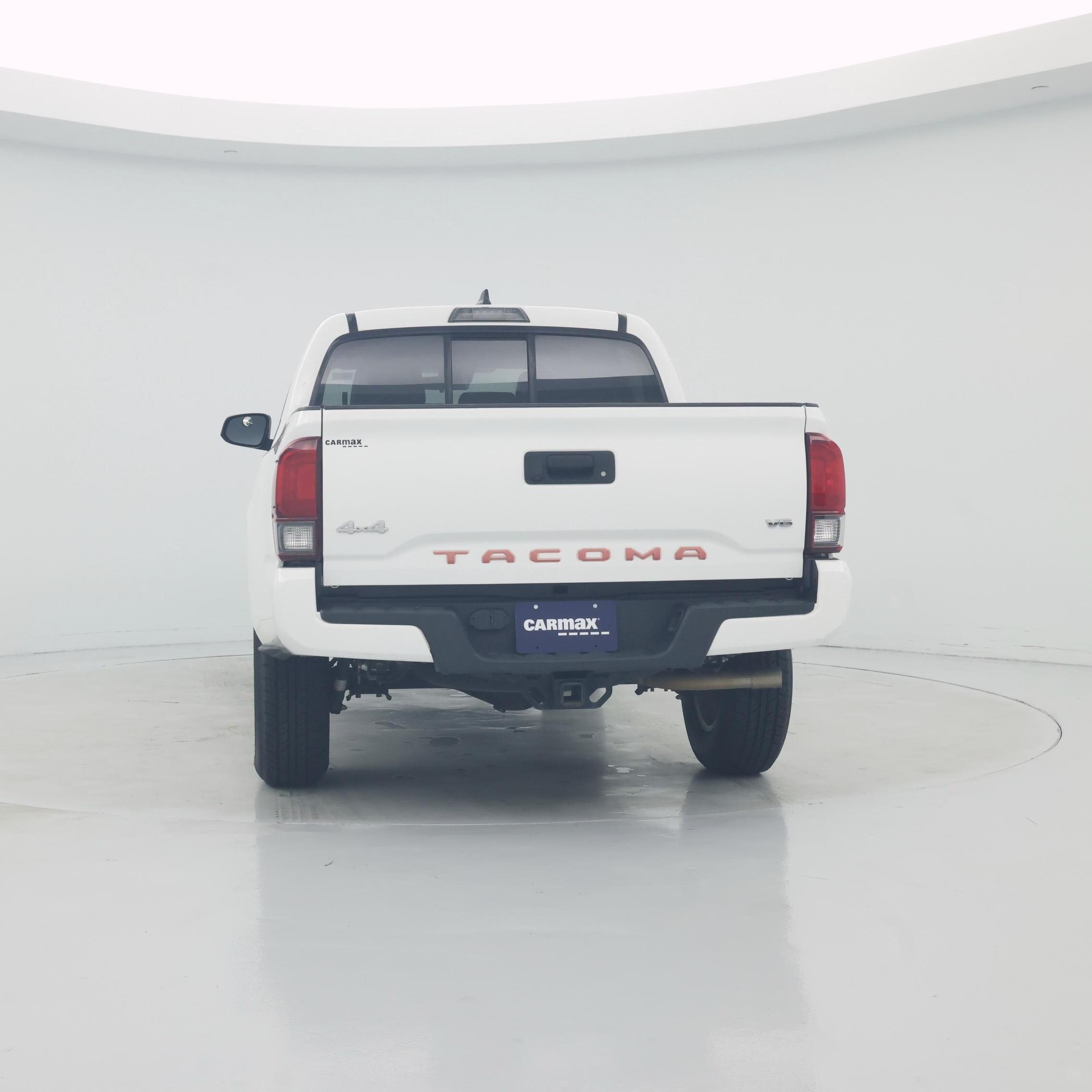 Thumbnail: 2019 Toyota Tacoma - 6