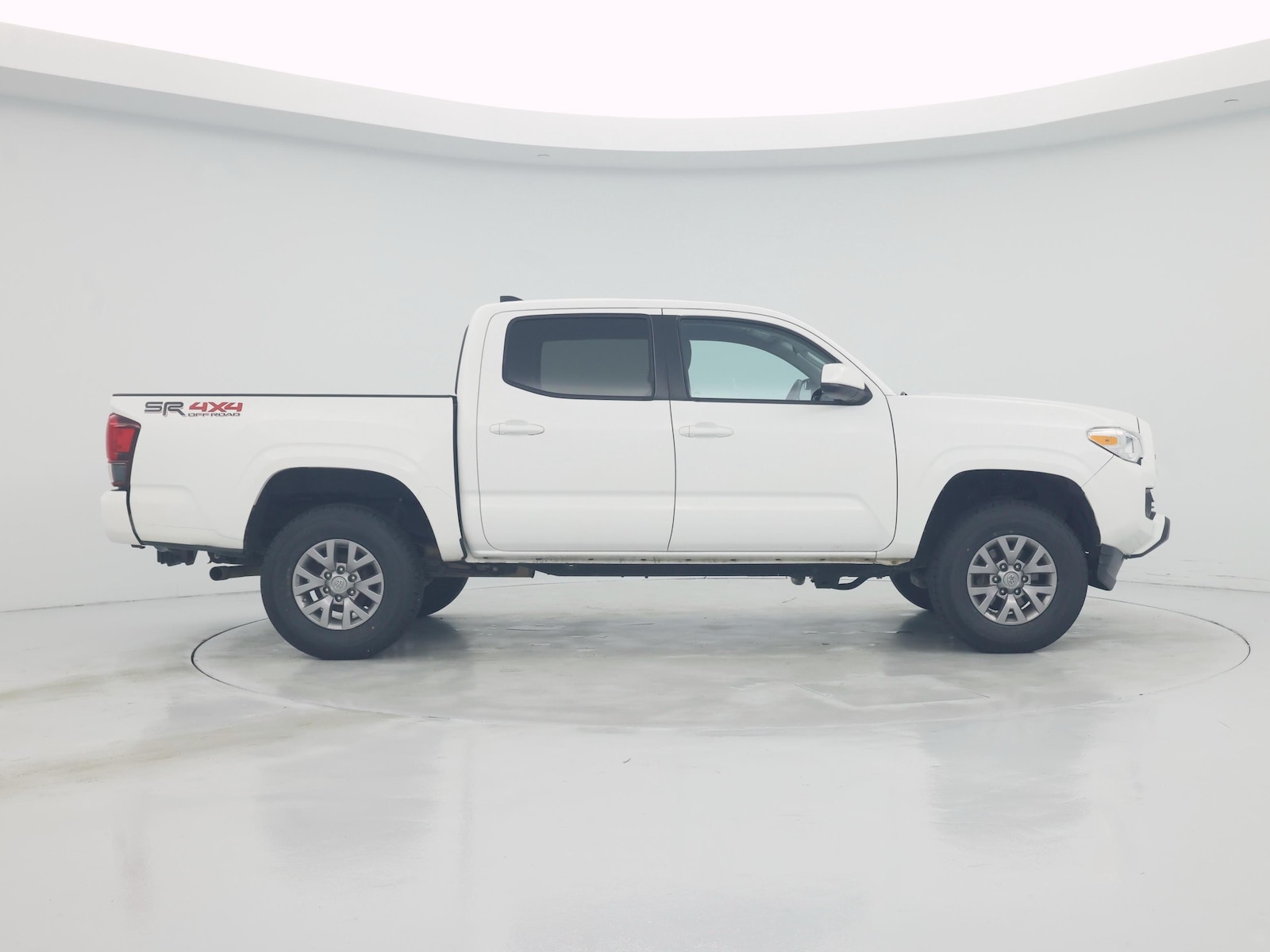2019 Toyota Tacoma SR - Photo 8