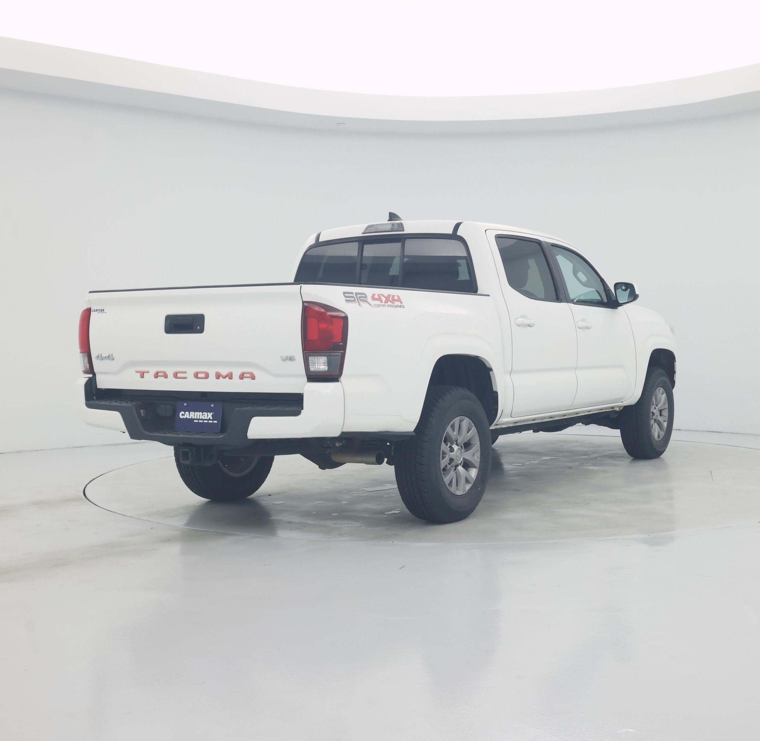 Thumbnail: 2019 Toyota Tacoma - 8