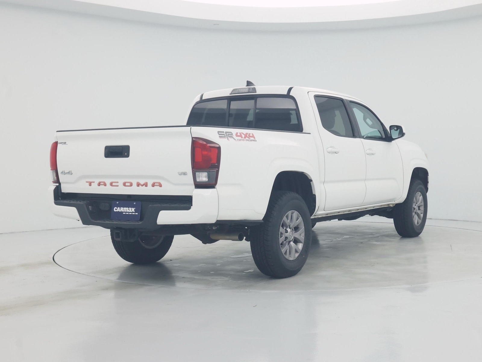 2019 Toyota Tacoma SR - Photo 9