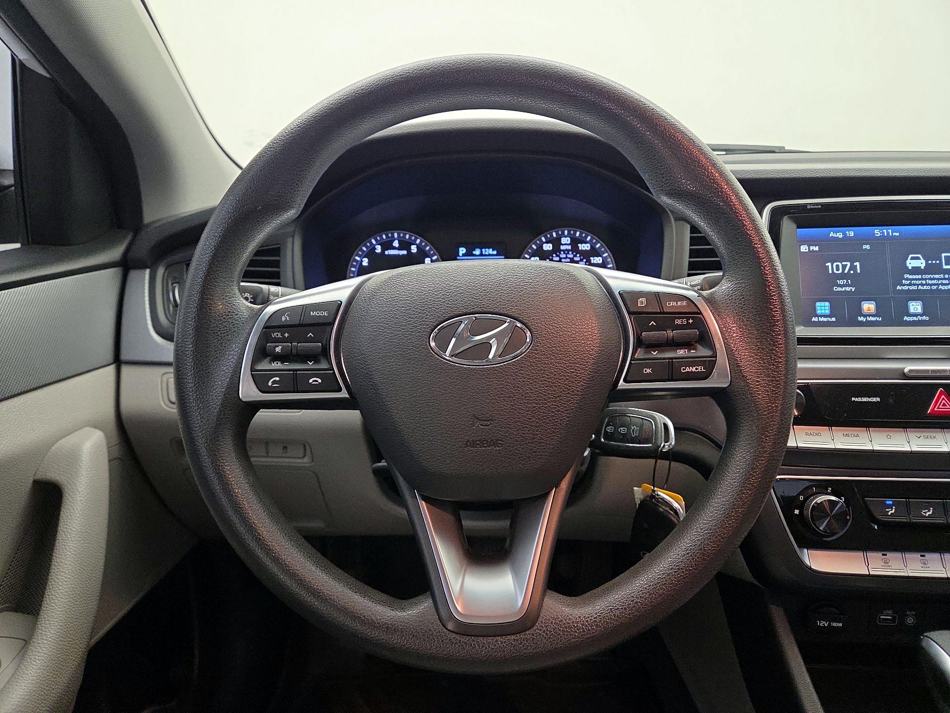 Thumbnail: 2018 Hyundai Sonata - 10