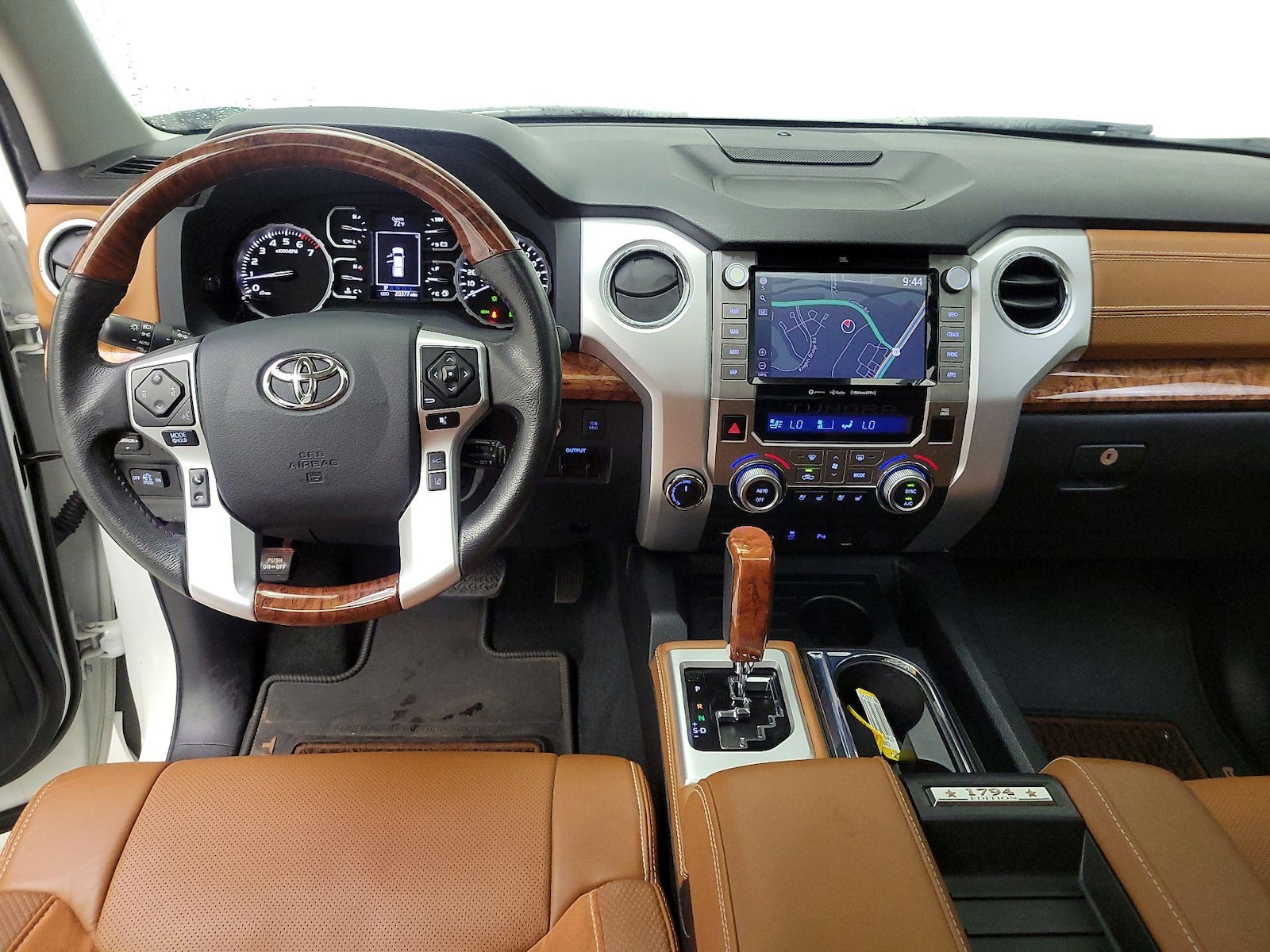 2020 Toyota Tundra 1794 Edition - Photo 10