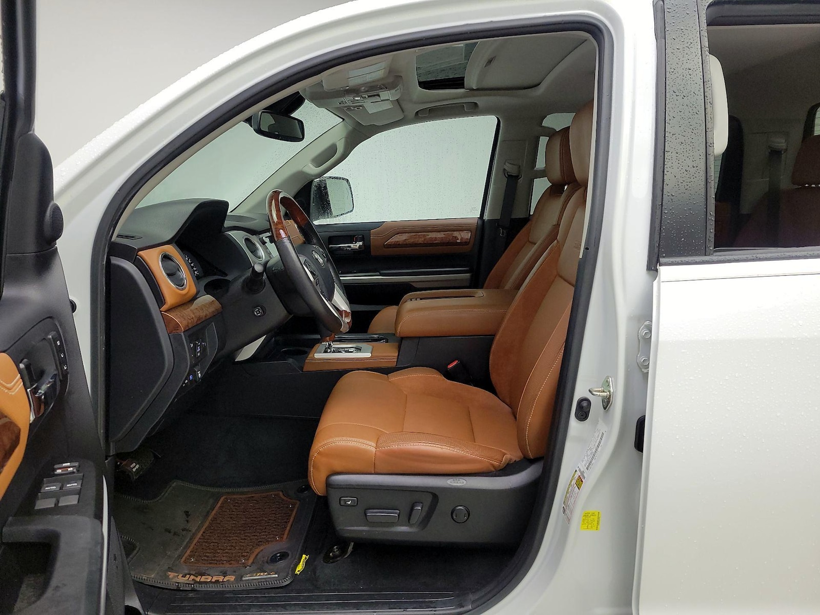 2020 Toyota Tundra 1794 Edition - Photo 12