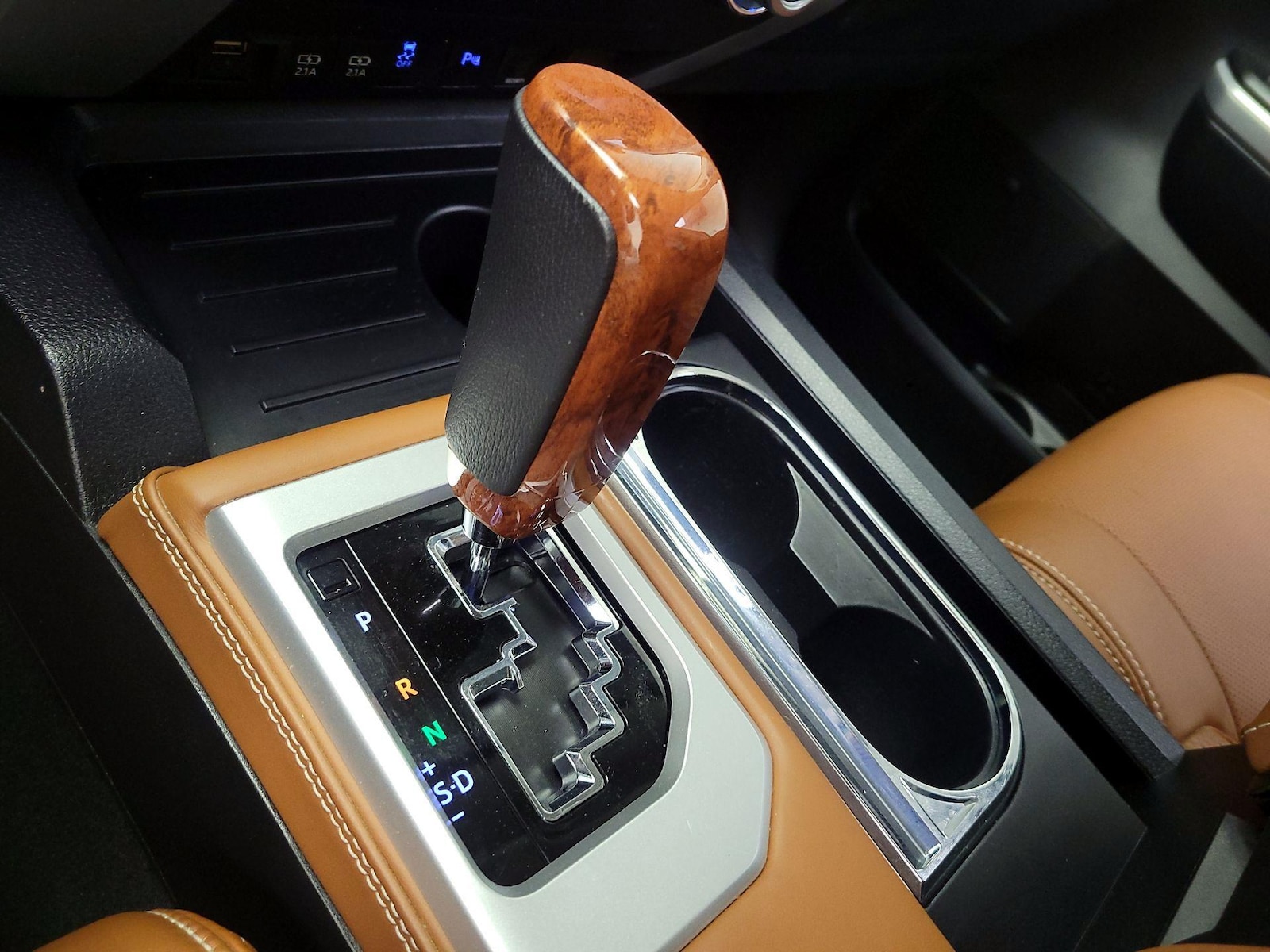 2020 Toyota Tundra 1794 Edition - Photo 19