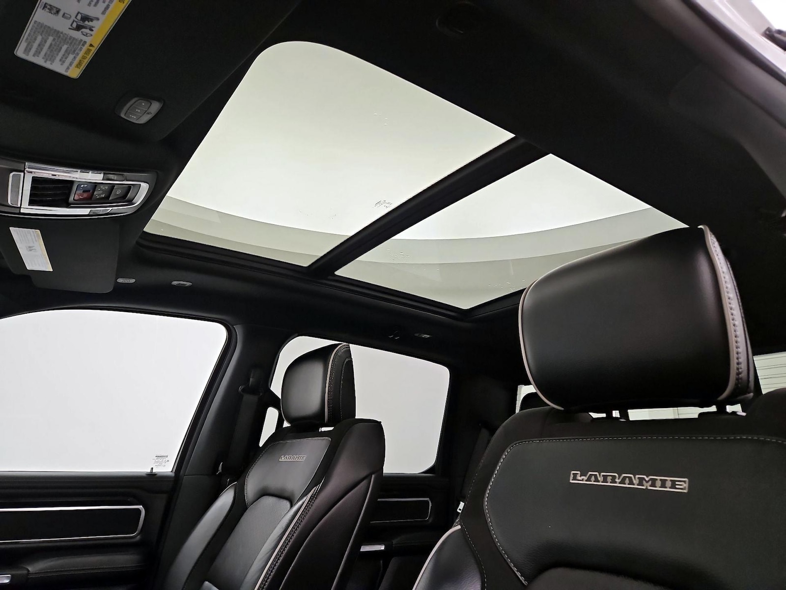 2021 RAM Ram 1500 Pickup Laramie - Photo 21