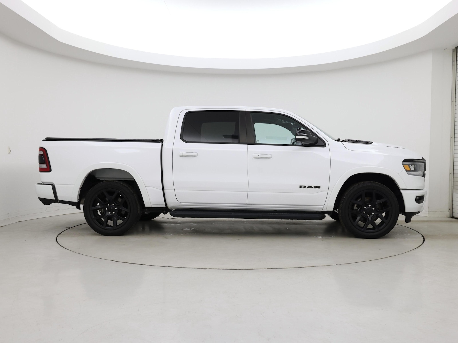 2021 RAM Ram 1500 Pickup Laramie - Photo 8