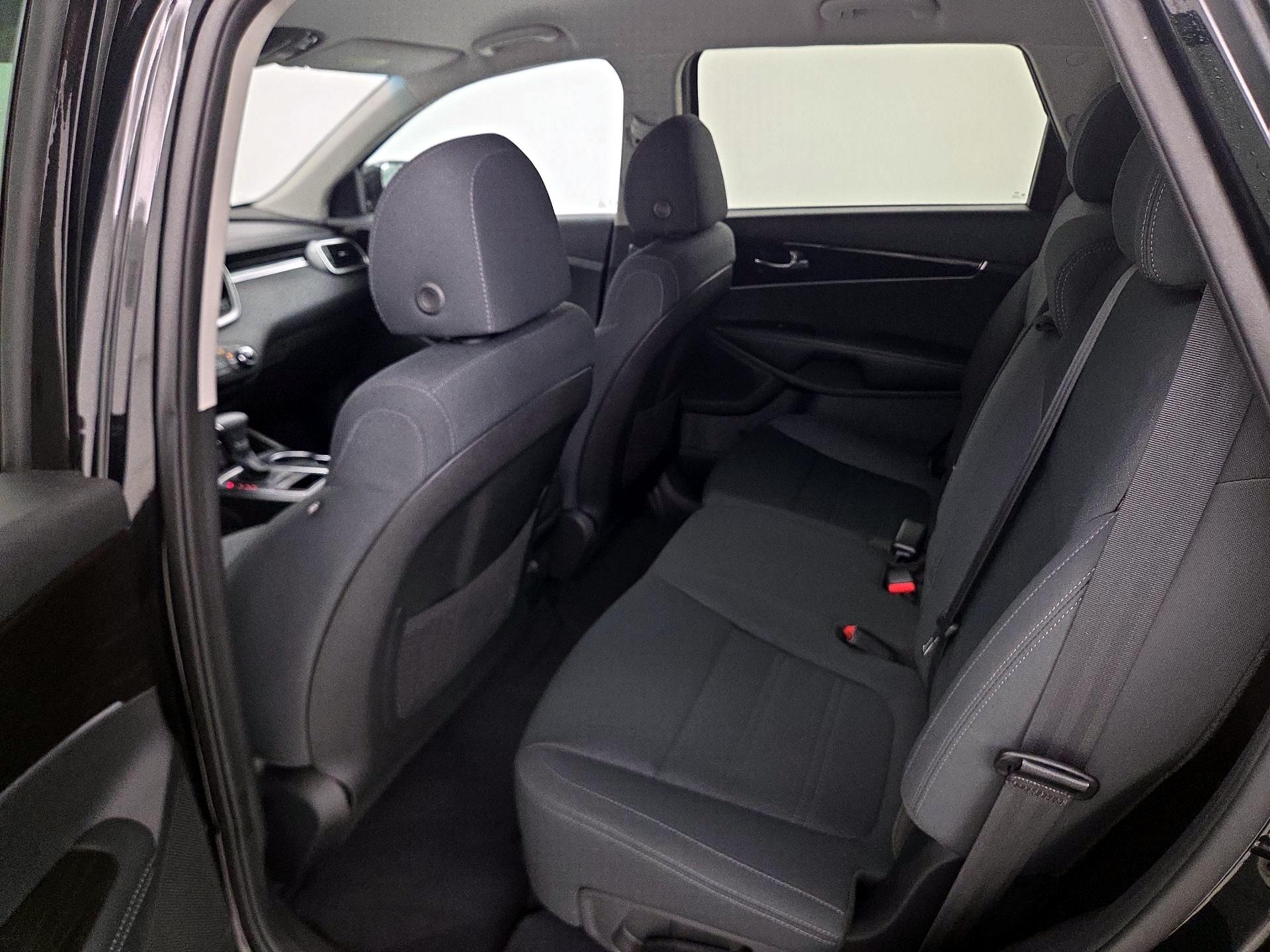 Thumbnail: 2020 Kia Sorento - 19