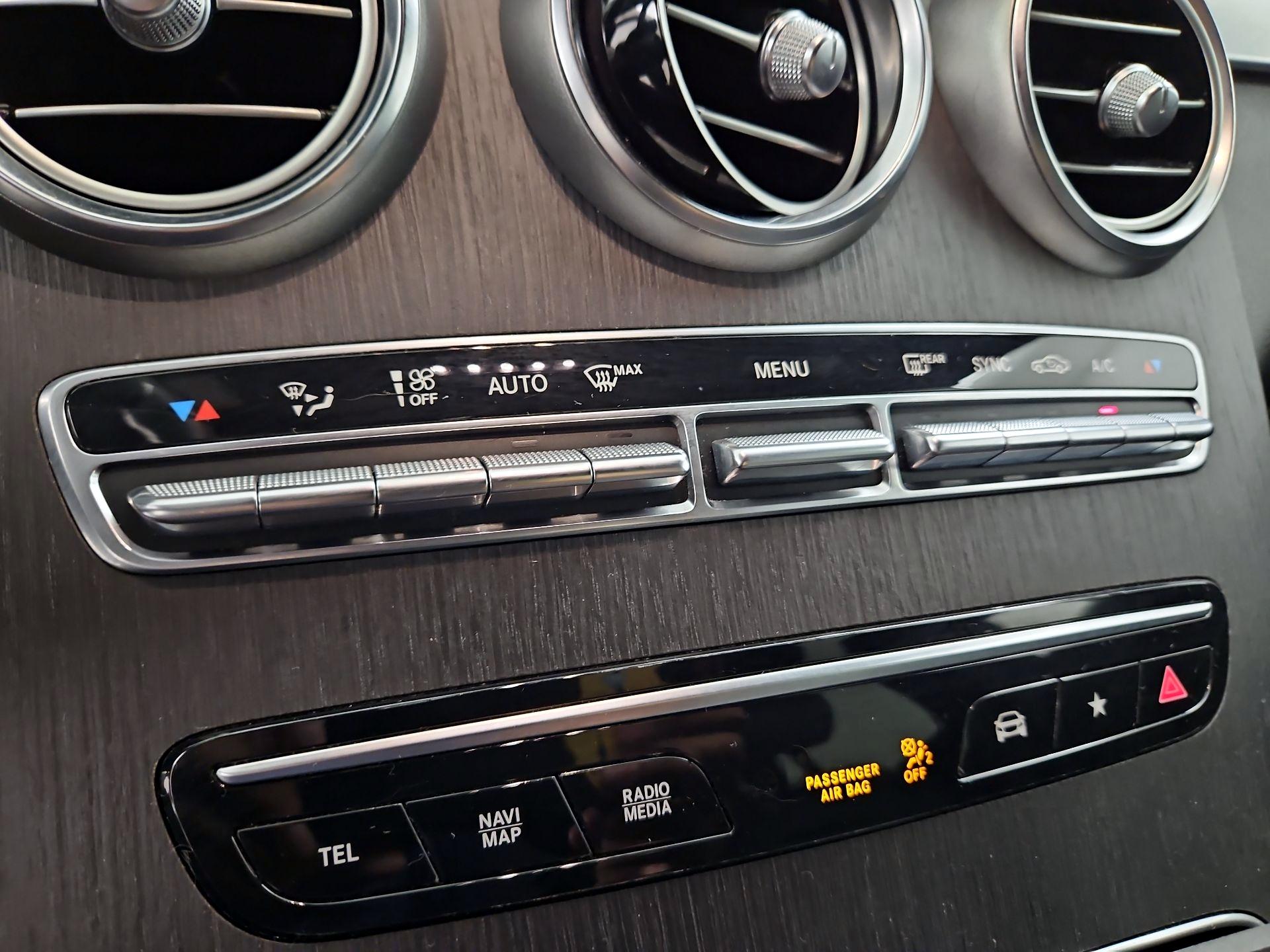 Thumbnail: 2020 Mercedes-Benz GLC - 16