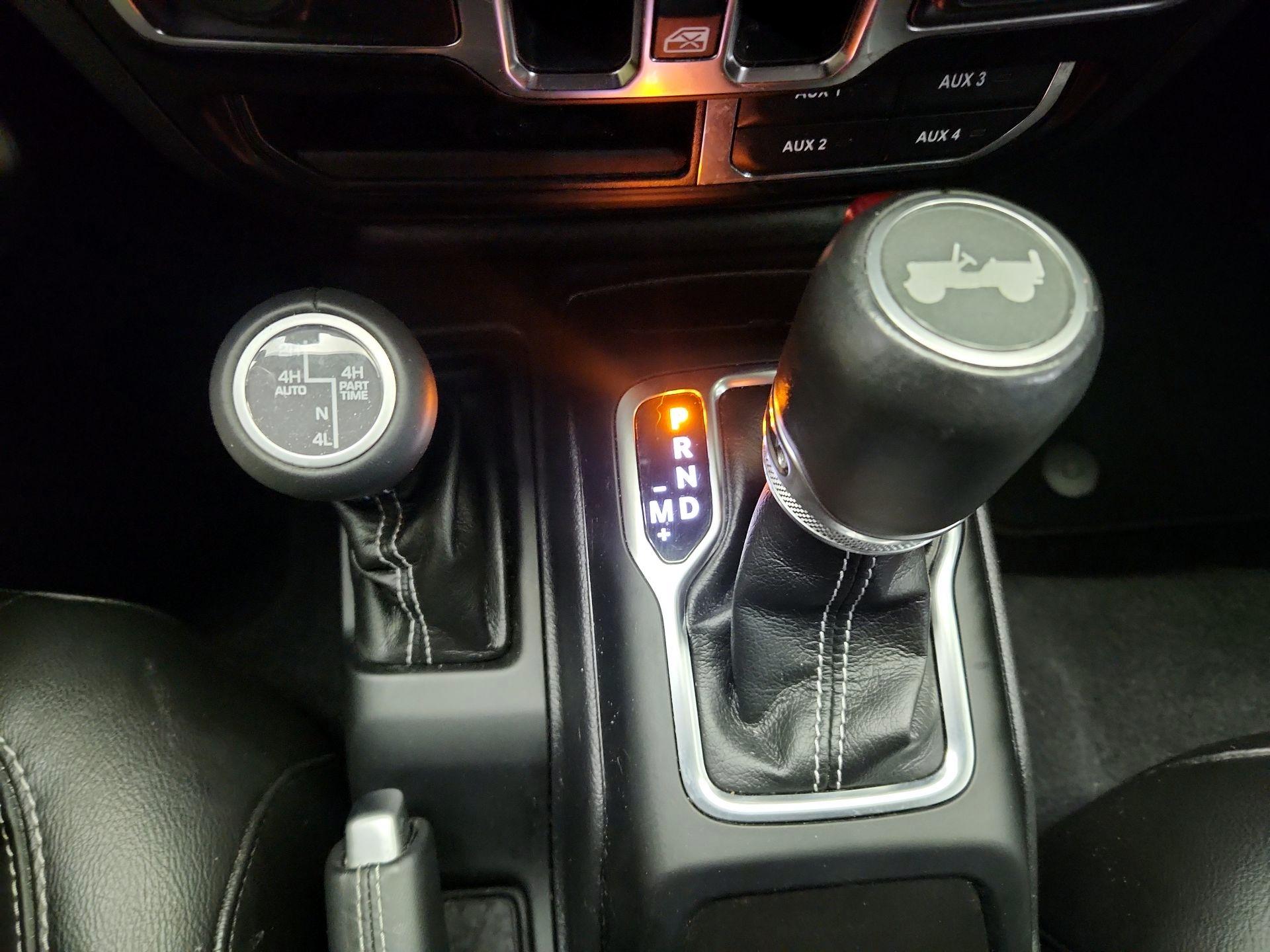 Thumbnail: 2023 Jeep Wrangler - 18