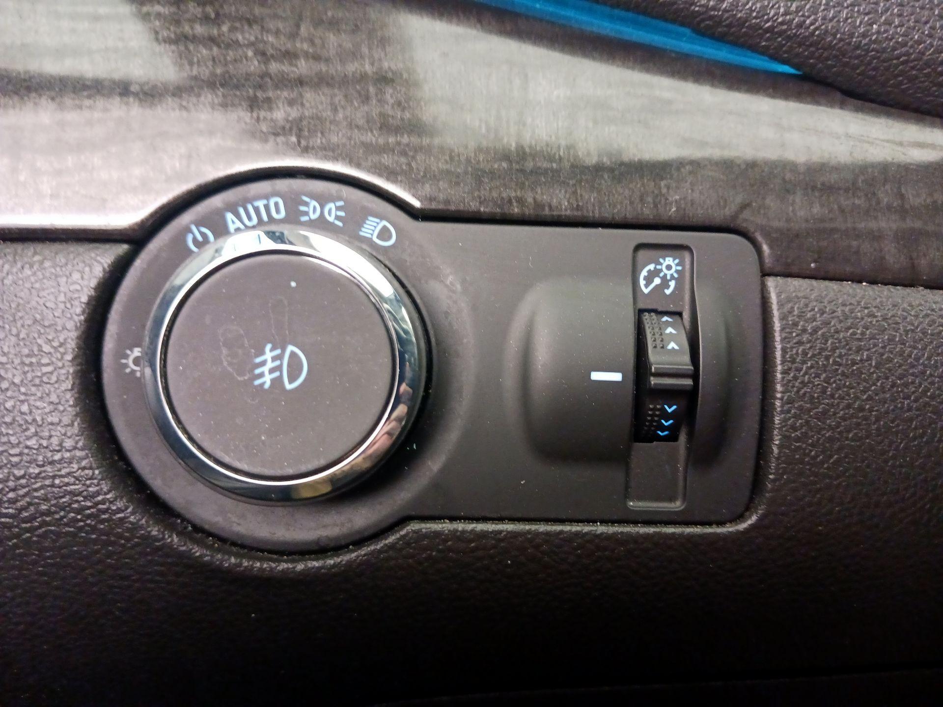 Thumbnail: 2016 Buick Encore - 13
