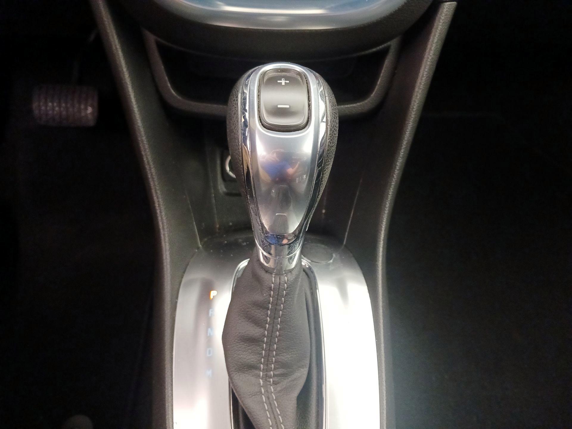 Thumbnail: 2016 Buick Encore - 17