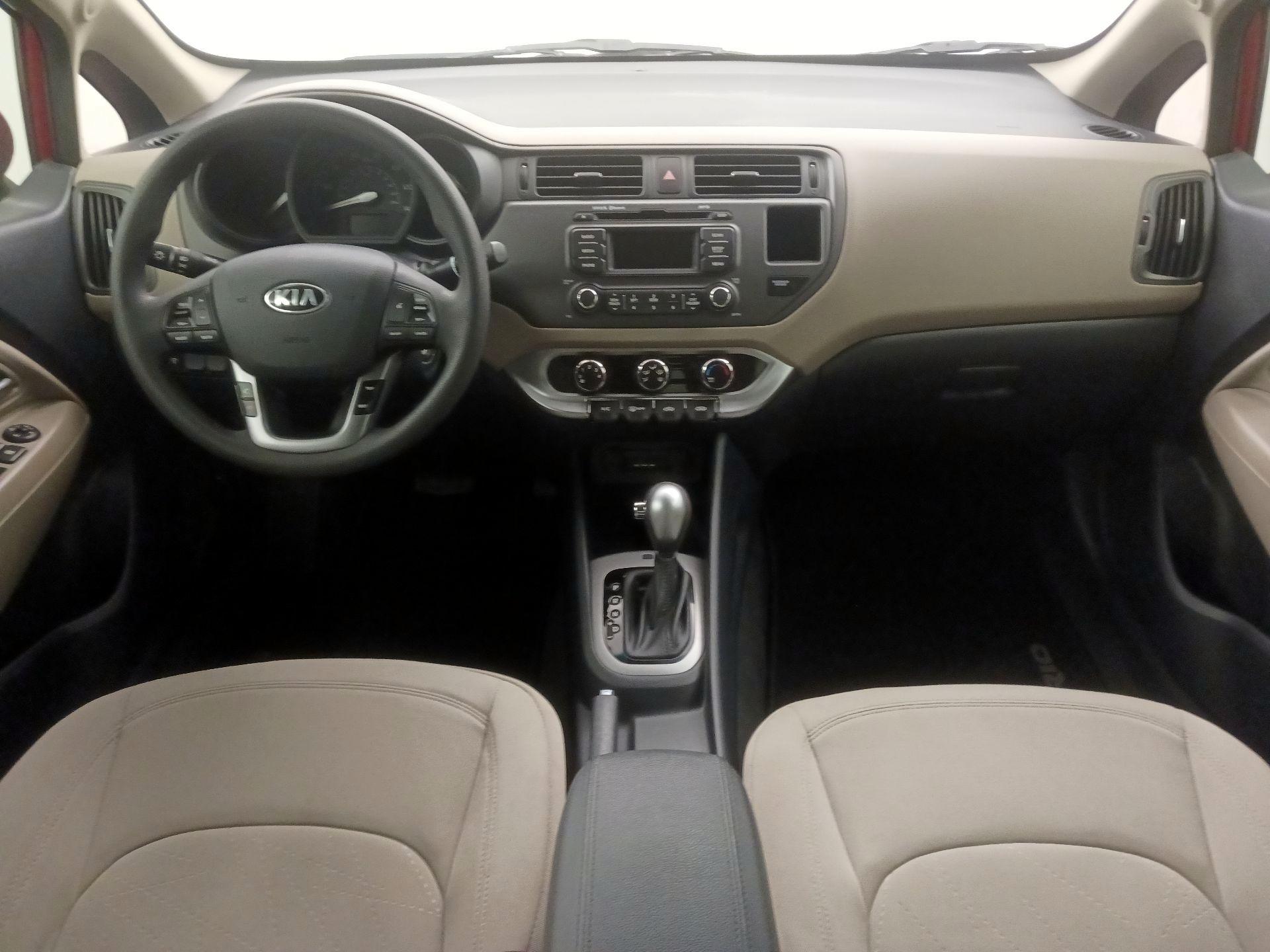 Thumbnail: 2015 Kia Rio - 9