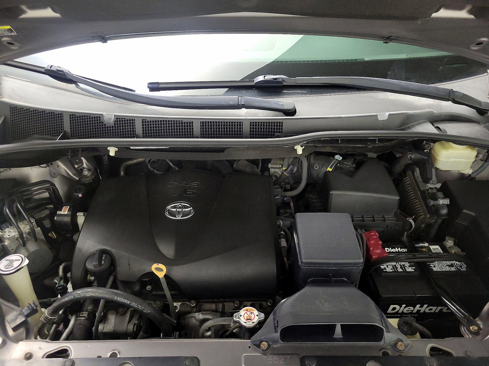 2017 Toyota Sienna LE - Photo 24