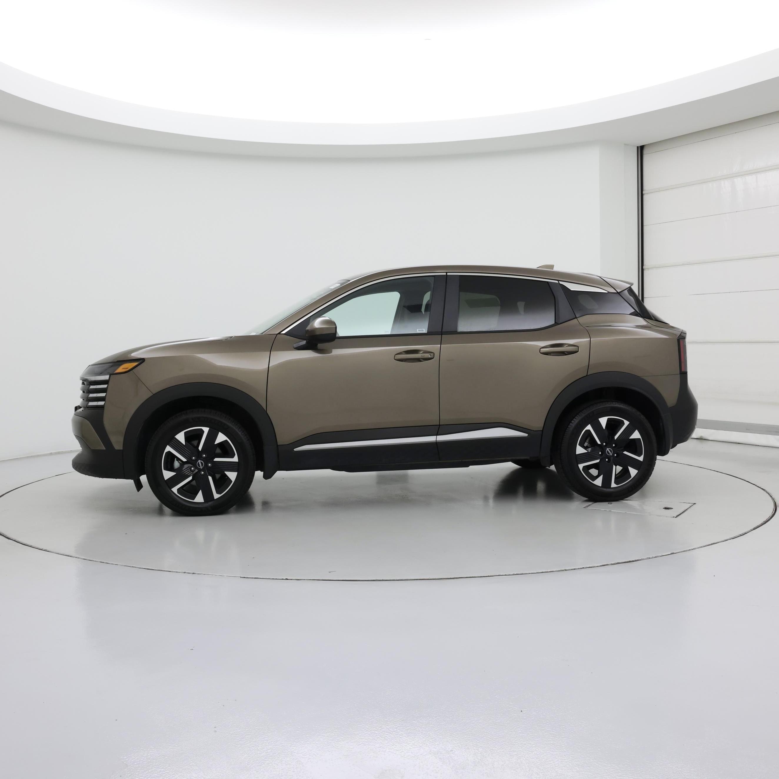 Thumbnail: 2025 Nissan Kicks - 3