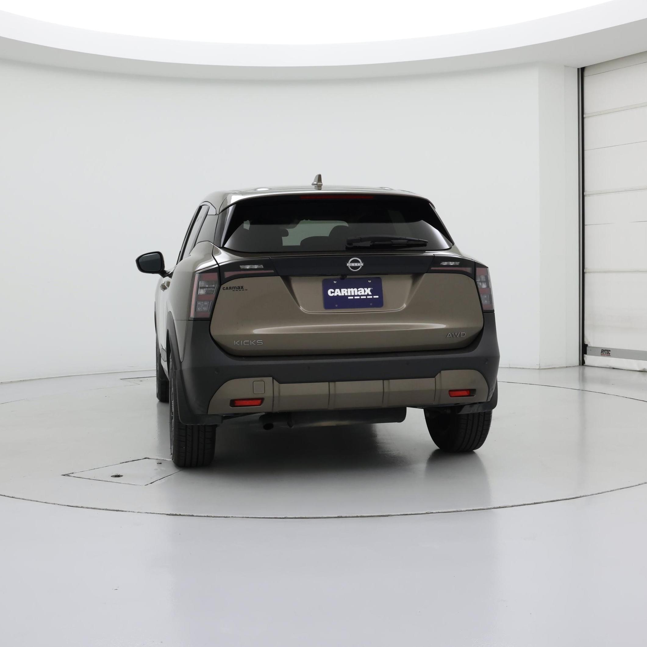 Thumbnail: 2025 Nissan Kicks - 6