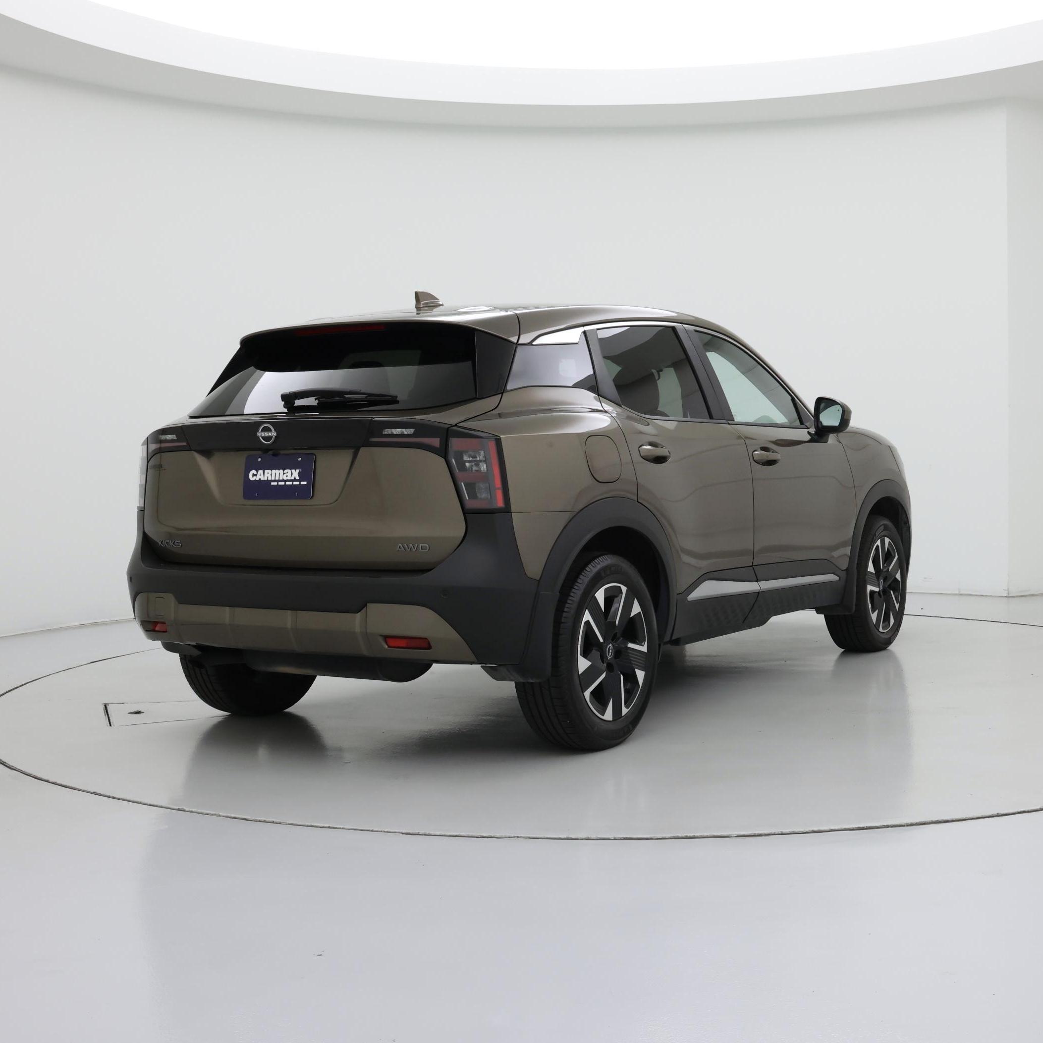 Thumbnail: 2025 Nissan Kicks - 8
