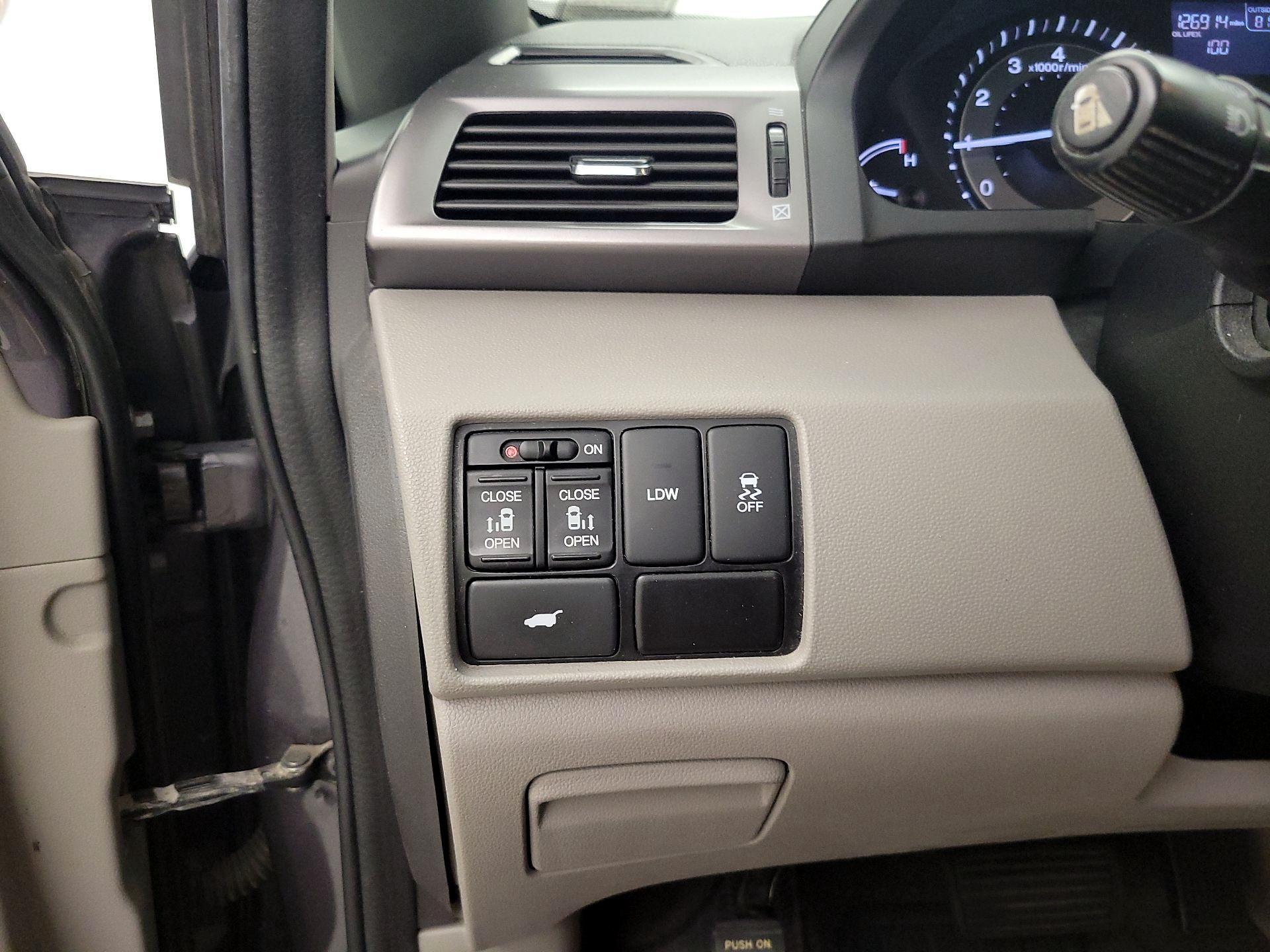 Thumbnail: 2015 Honda Odyssey - 13