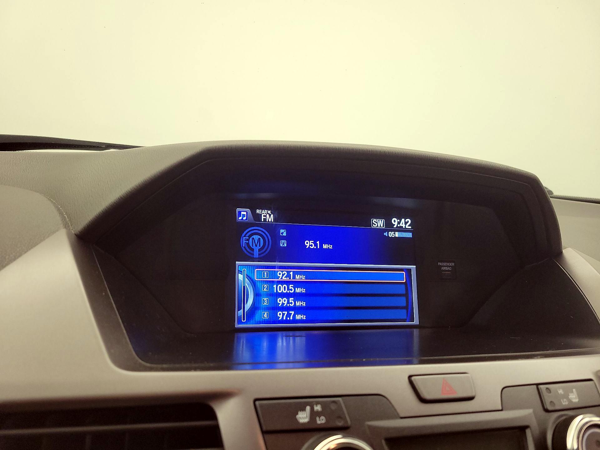Thumbnail: 2015 Honda Odyssey - 15