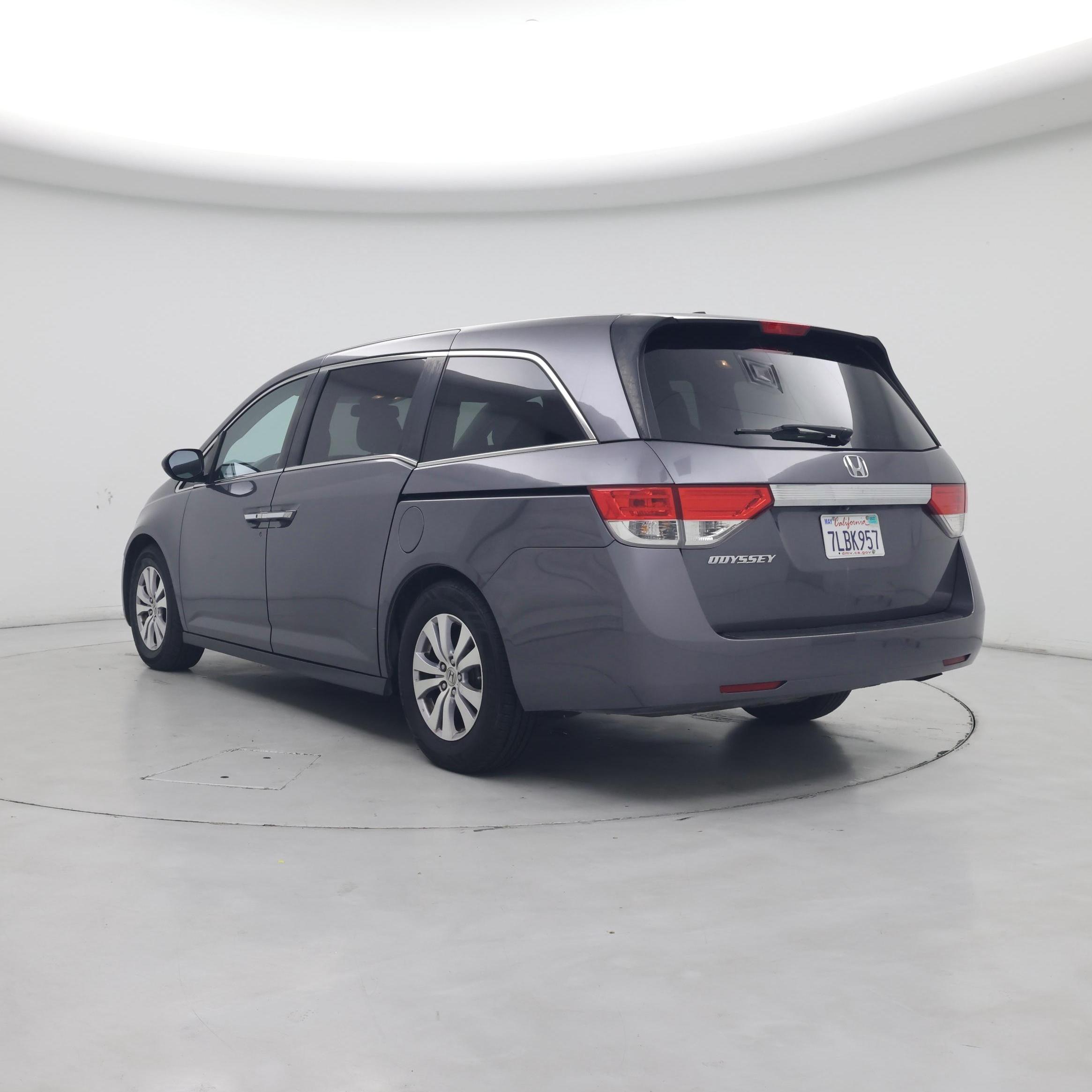 Thumbnail: 2015 Honda Odyssey - 2