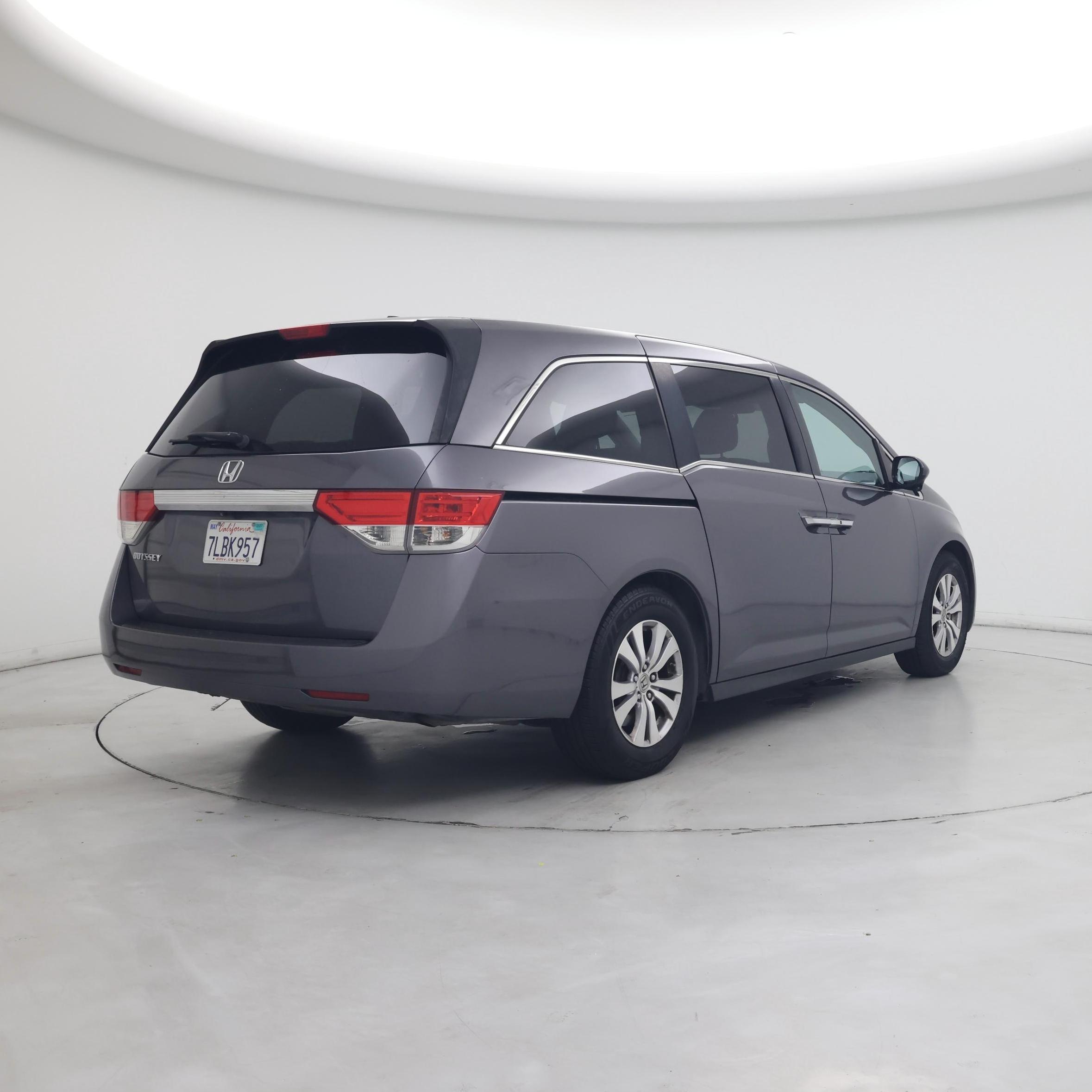 Thumbnail: 2015 Honda Odyssey - 8