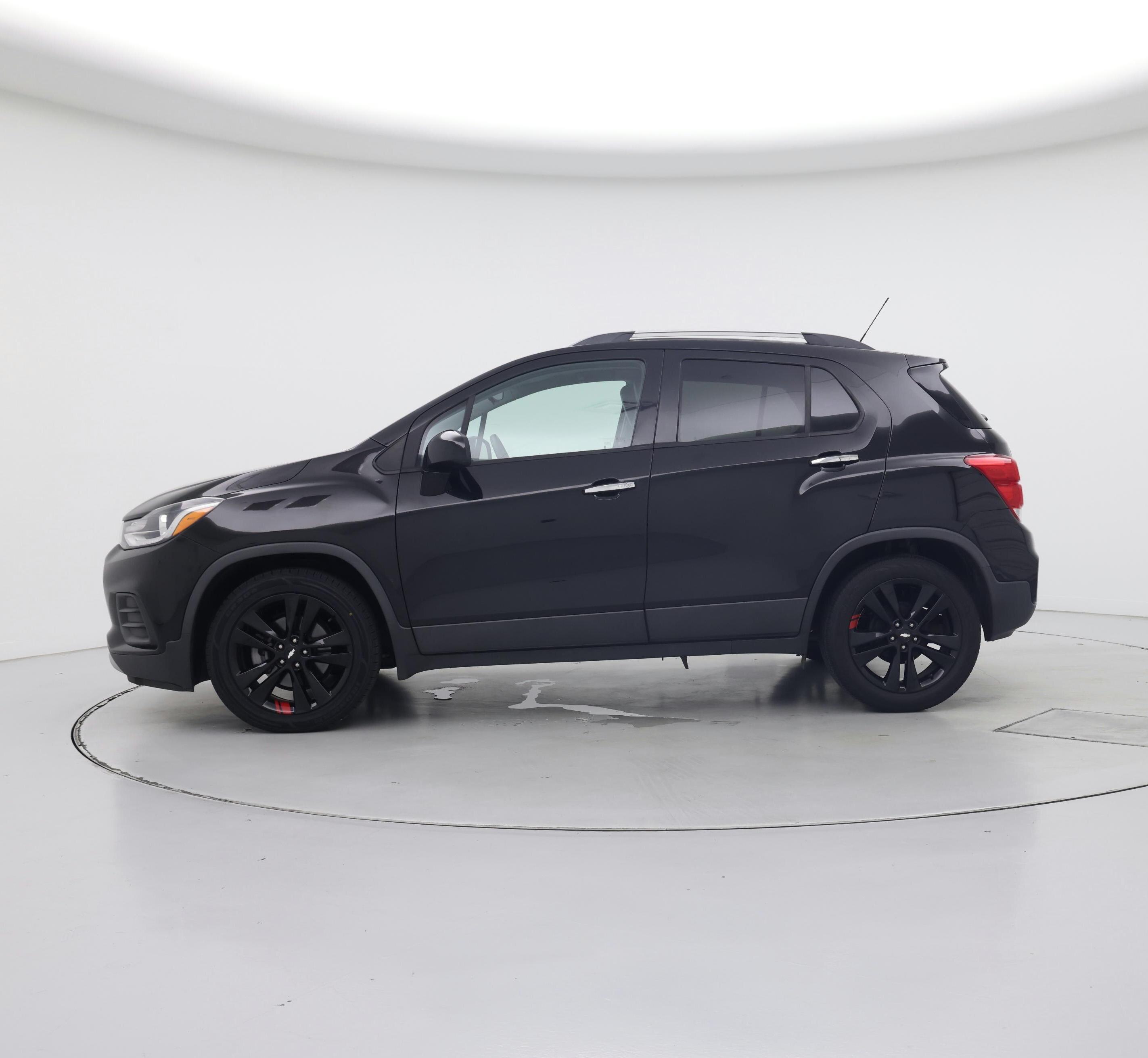 Thumbnail: 2019 Chevrolet Trax - 3