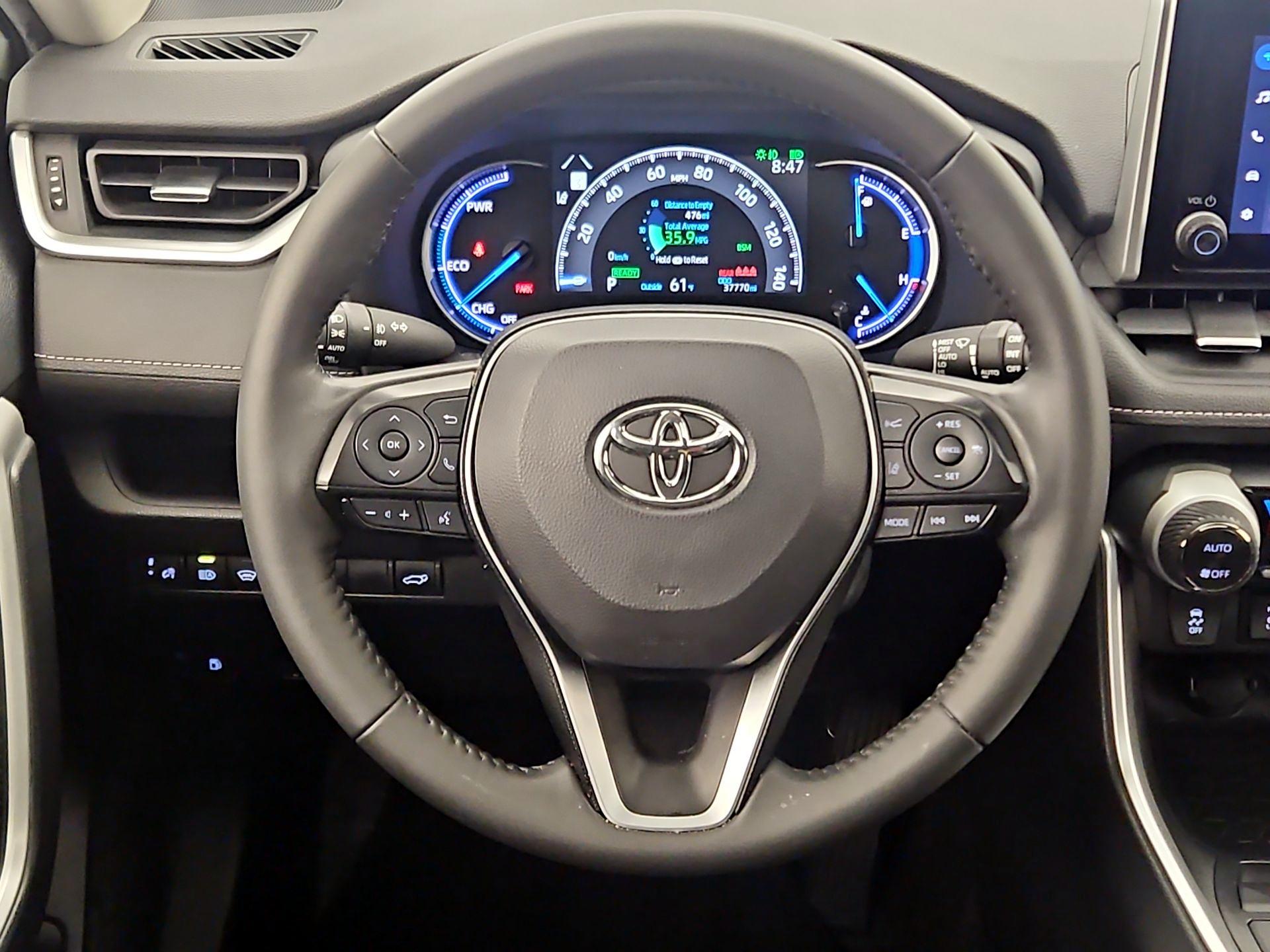 Thumbnail: 2023 Toyota RAV4 - 10