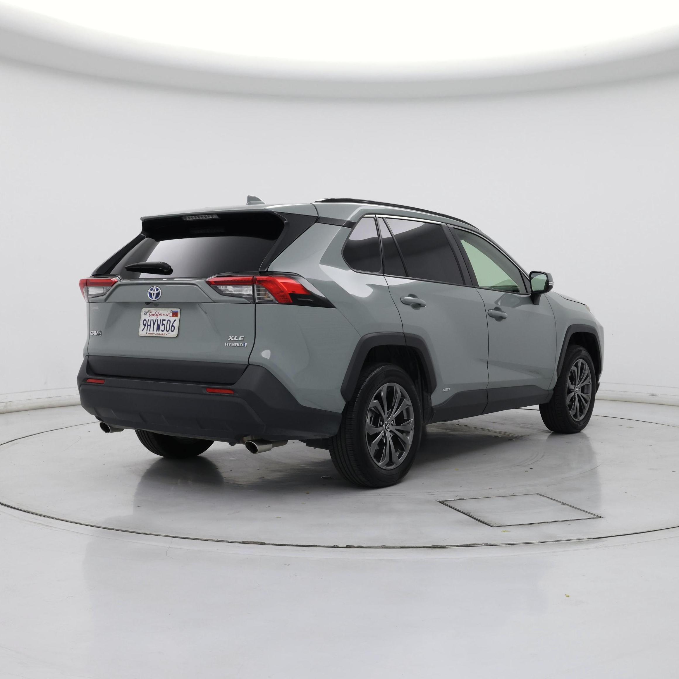 Thumbnail: 2023 Toyota RAV4 - 8