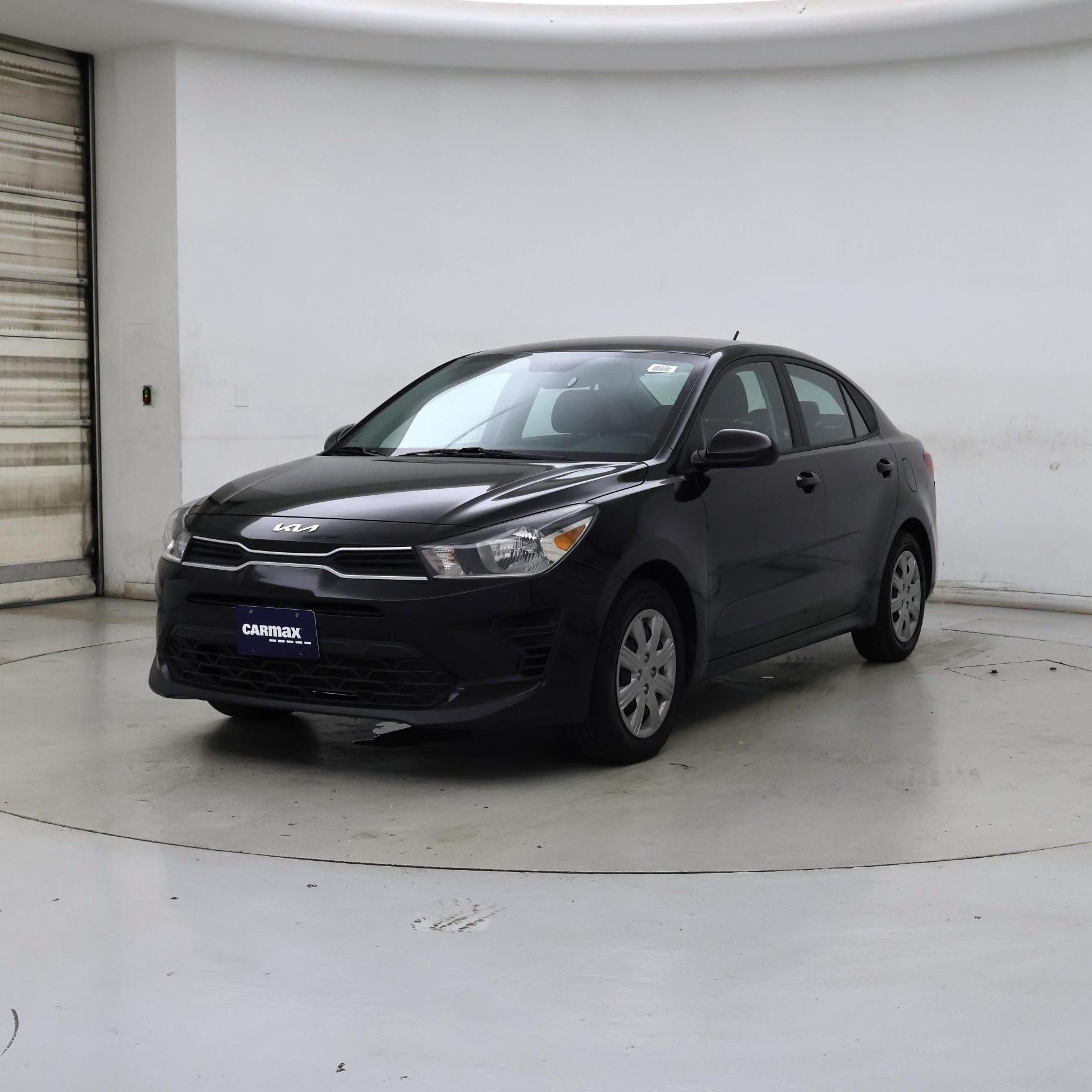 Thumbnail: 2022 Kia Rio - 4