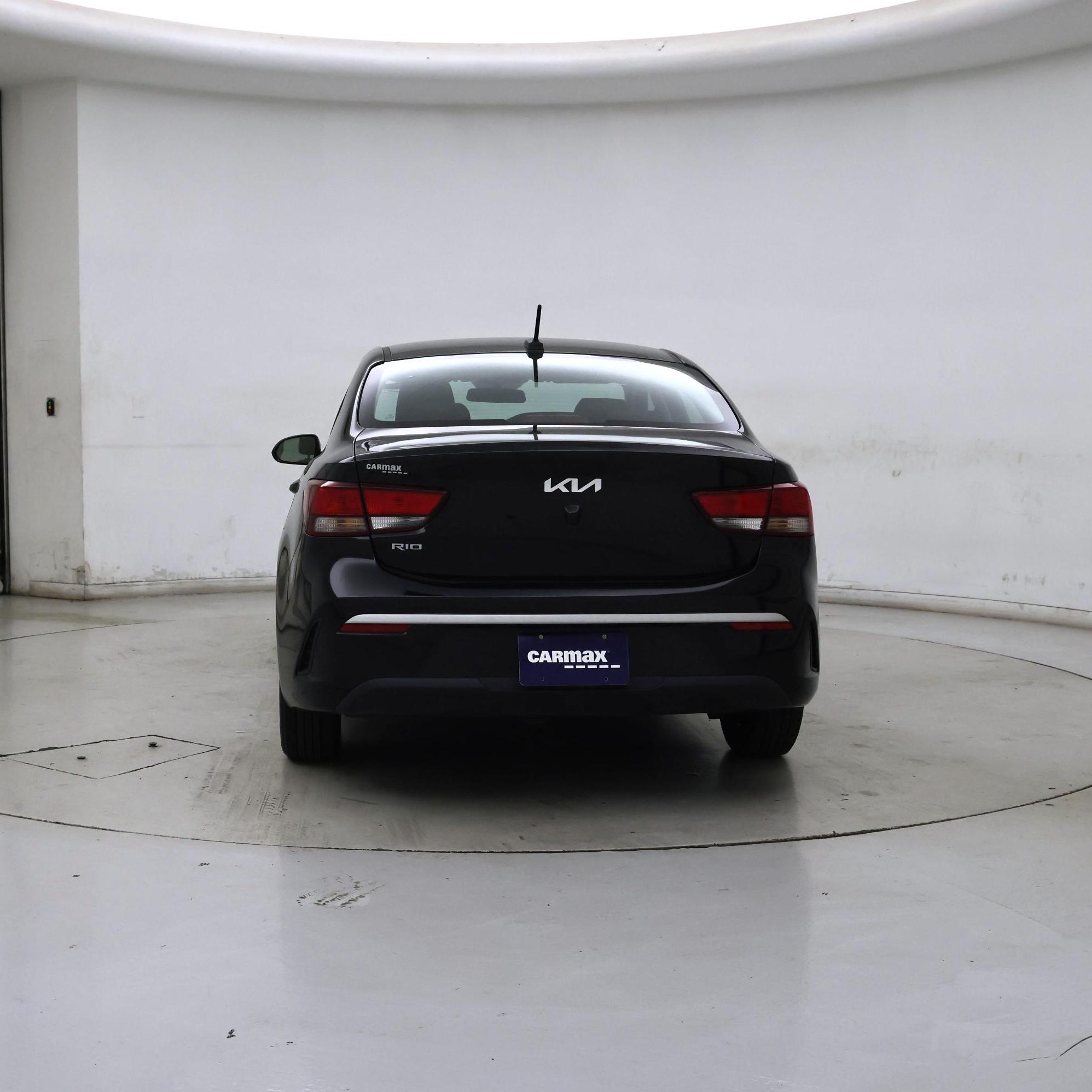 Thumbnail: 2022 Kia Rio - 6