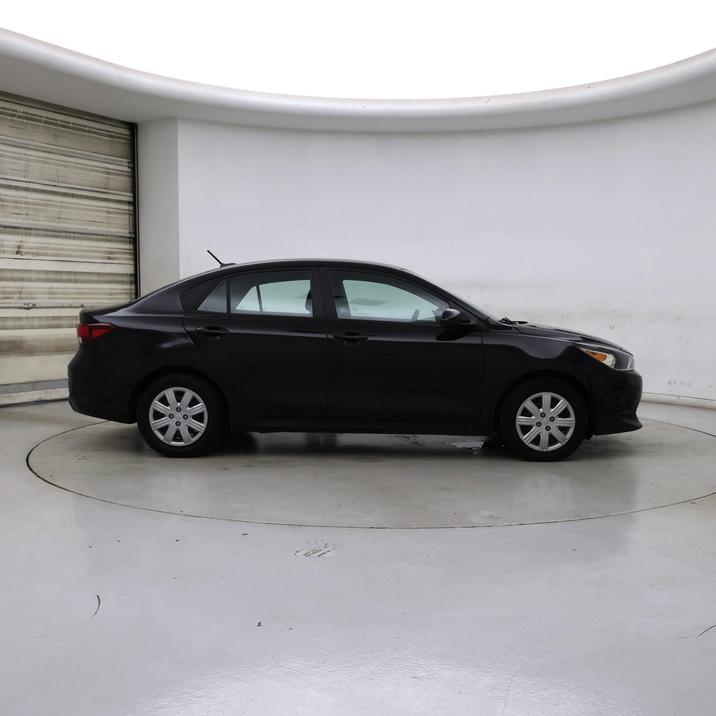 Thumbnail: 2022 Kia Rio - 7