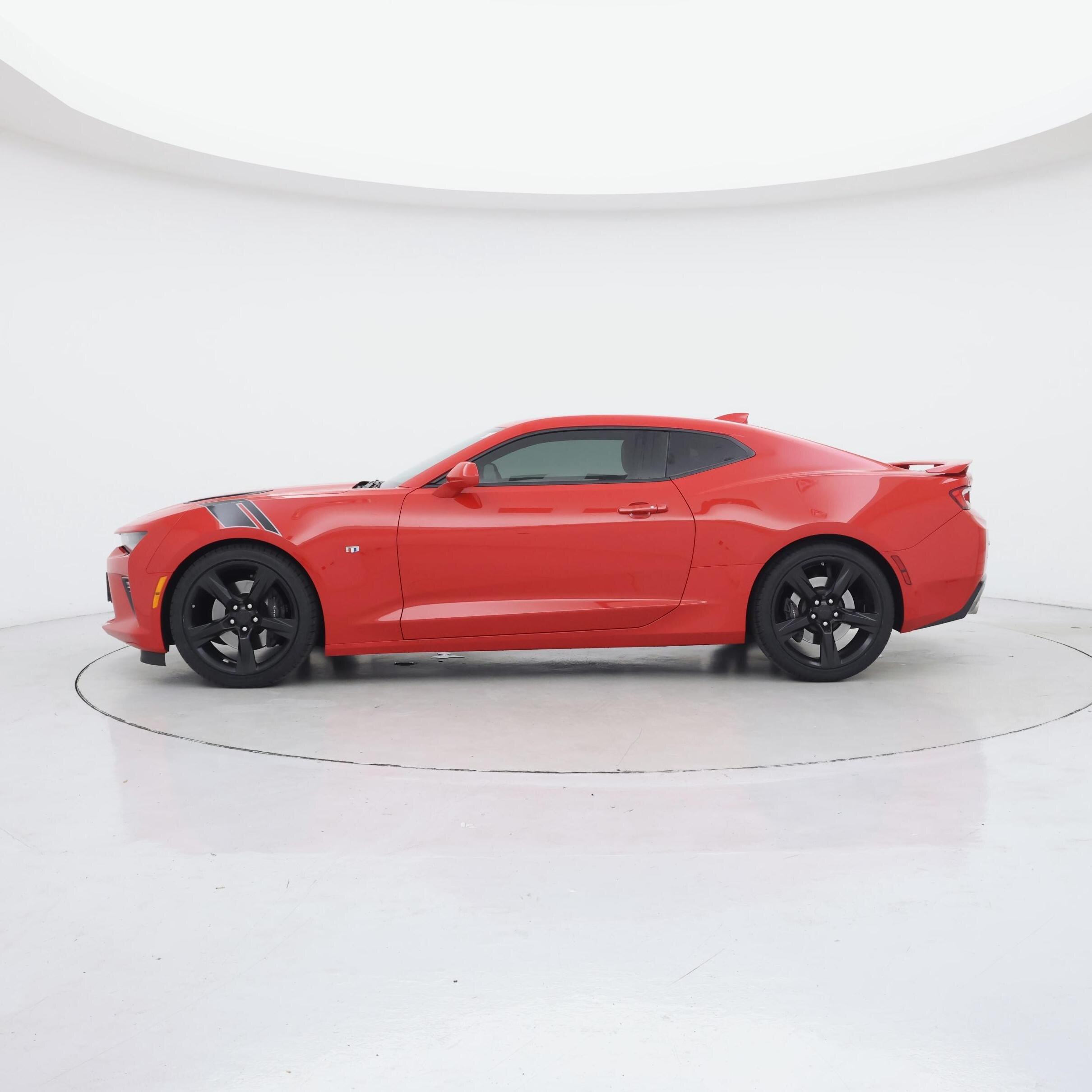 Thumbnail: 2017 Chevrolet Camaro - 3