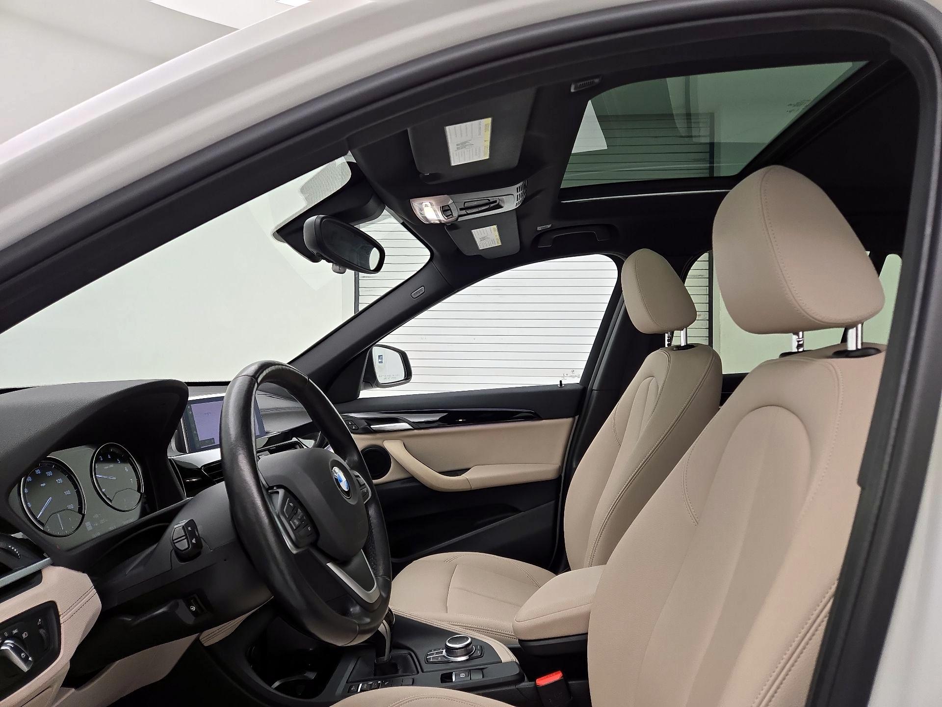 Thumbnail: 2021 BMW X1 - 20