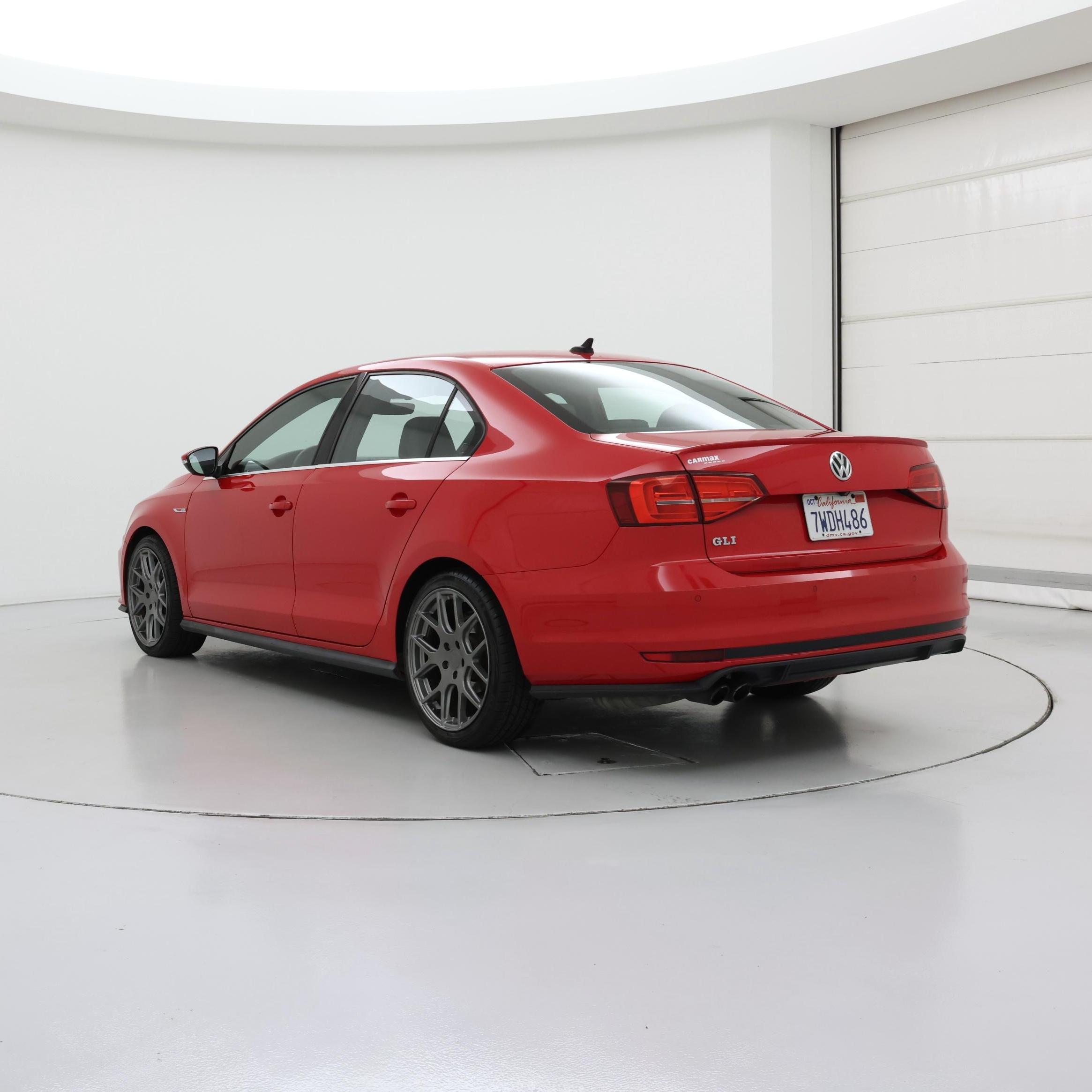 Thumbnail: 2017 Volkswagen Jetta - 2