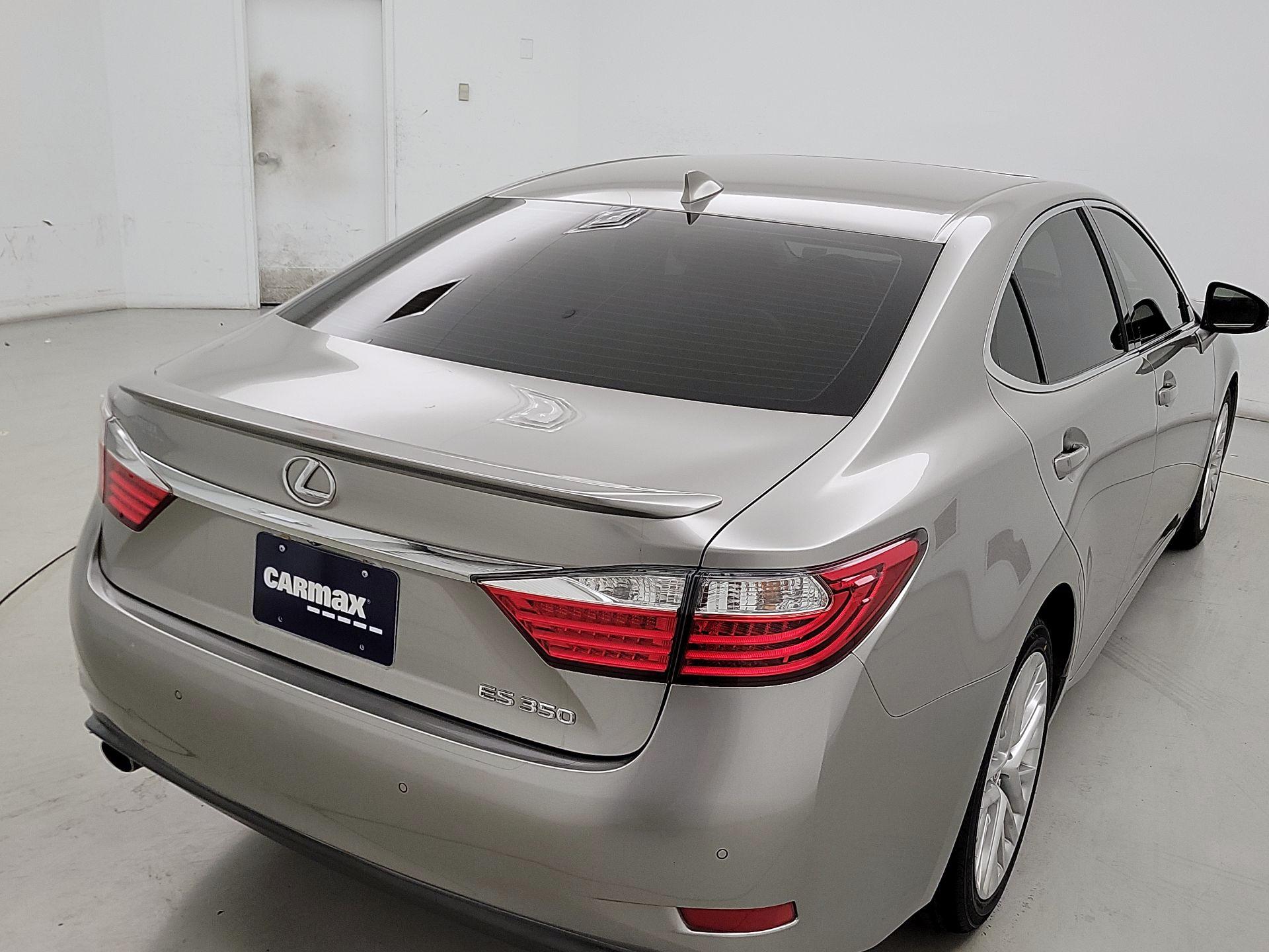 Thumbnail: 2015 Lexus ES - 5