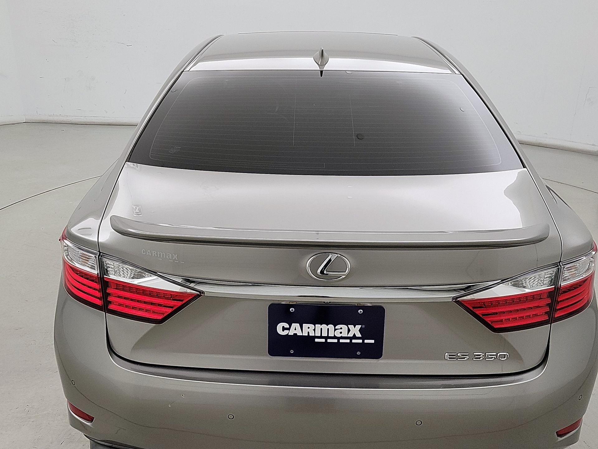 Thumbnail: 2015 Lexus ES - 6