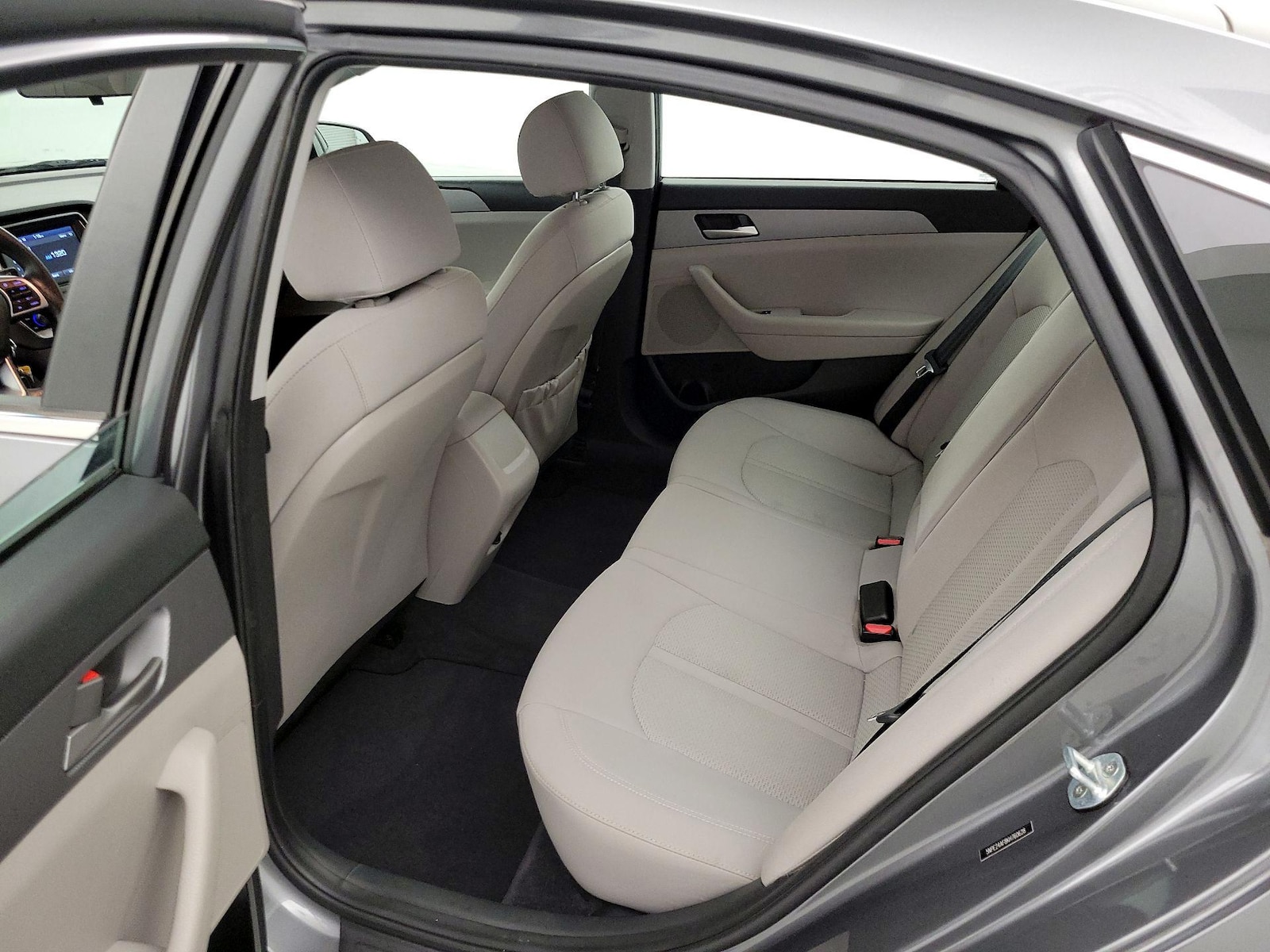 2019 Hyundai Sonata SE - Photo 18