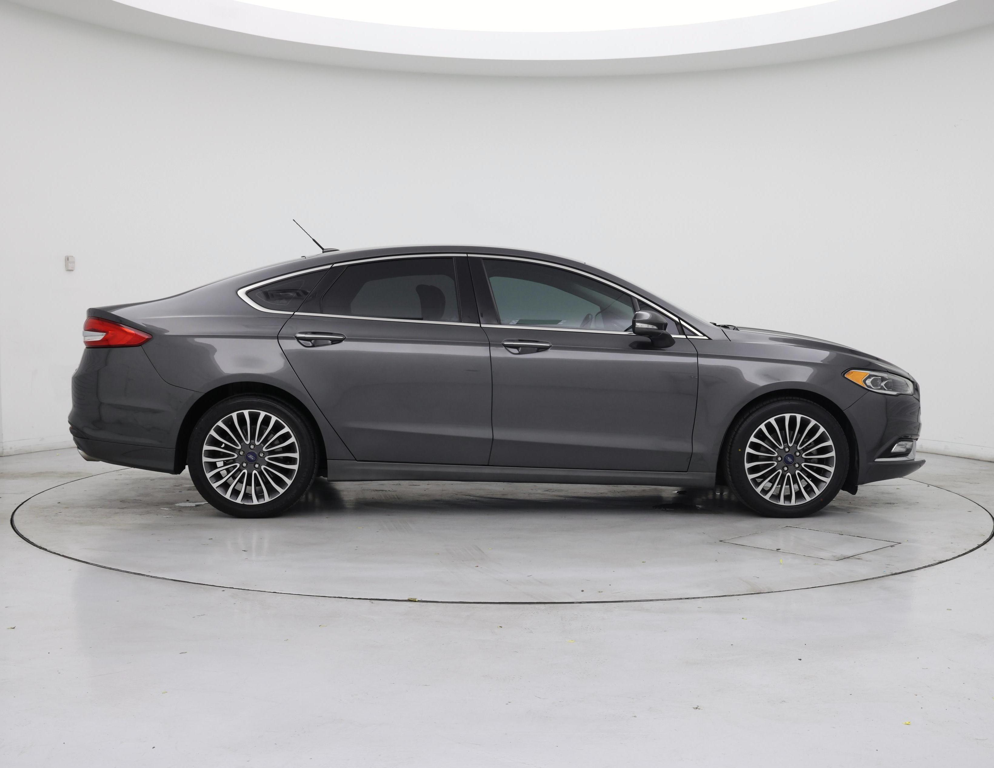 Thumbnail: 2017 Ford Fusion - 7