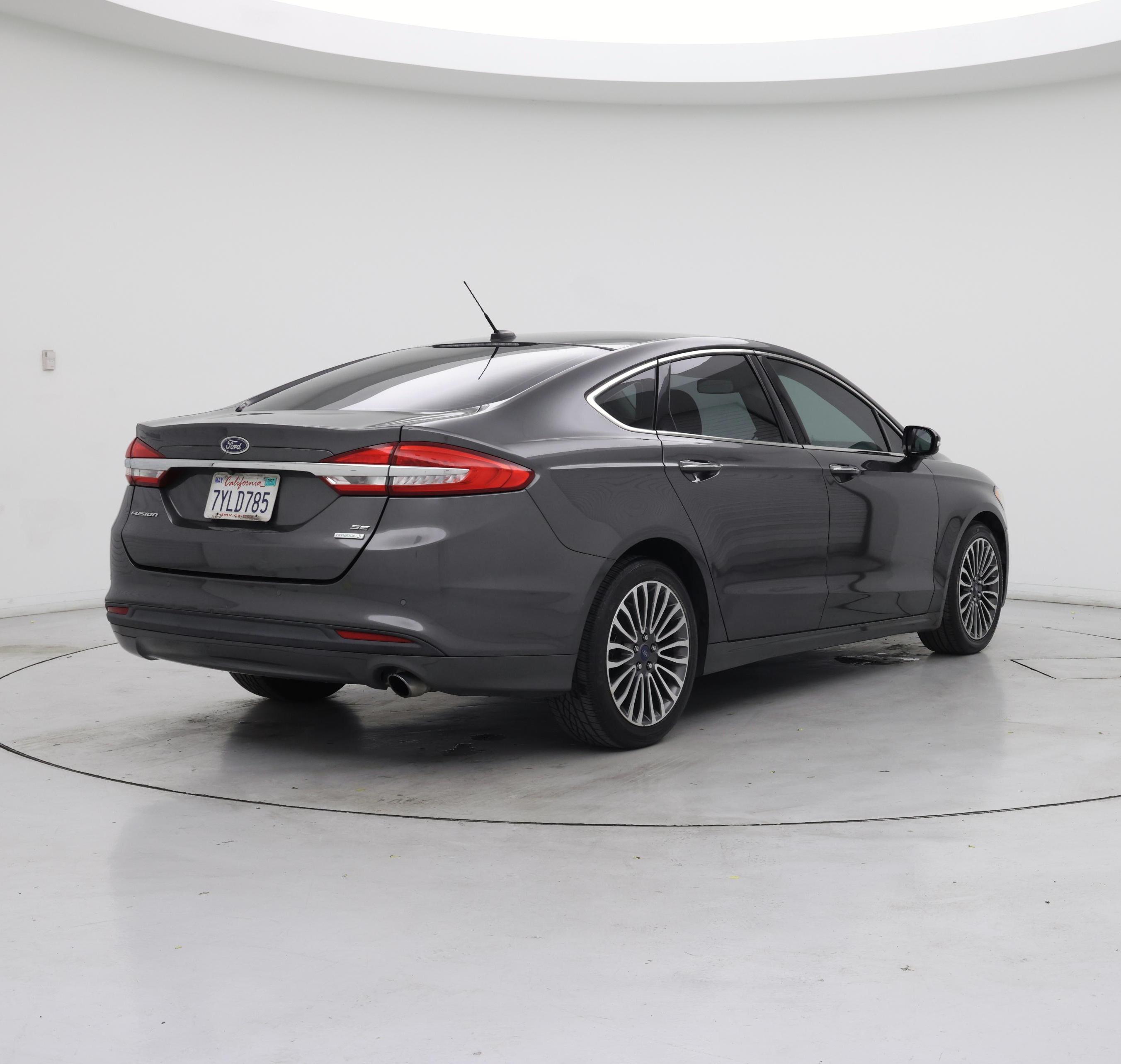 Thumbnail: 2017 Ford Fusion - 8