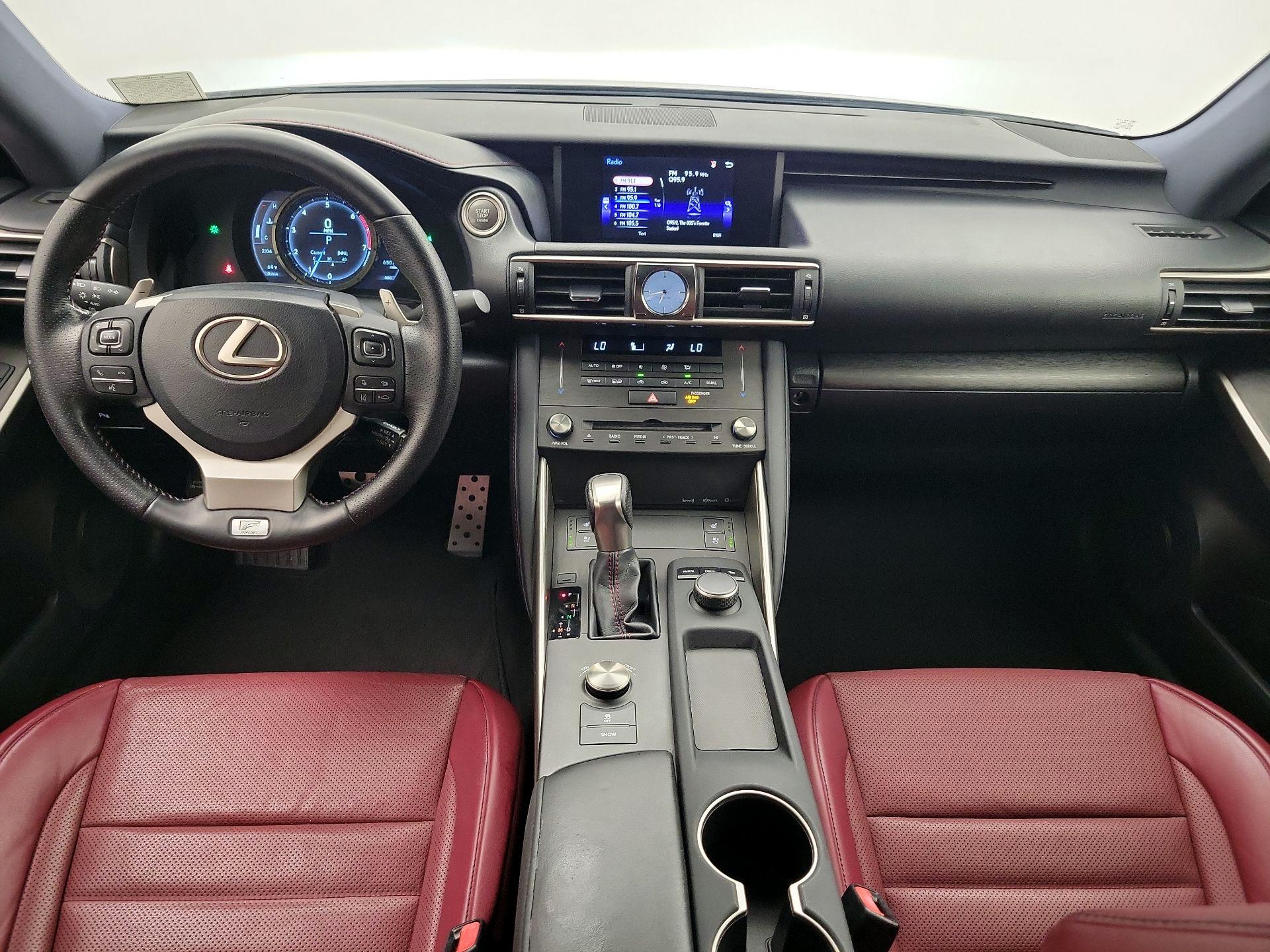 Thumbnail: 2020 Lexus IS - 9