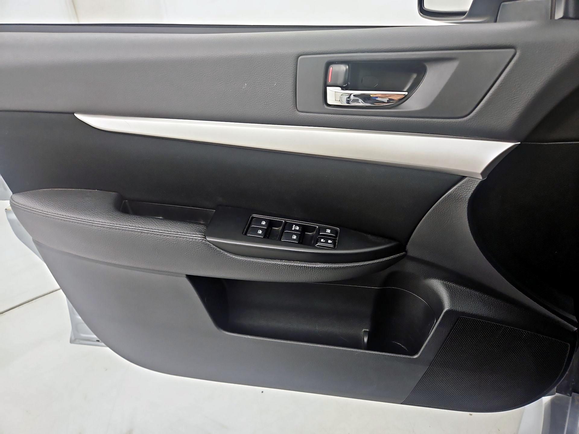 Thumbnail: 2014 Subaru Legacy - 12