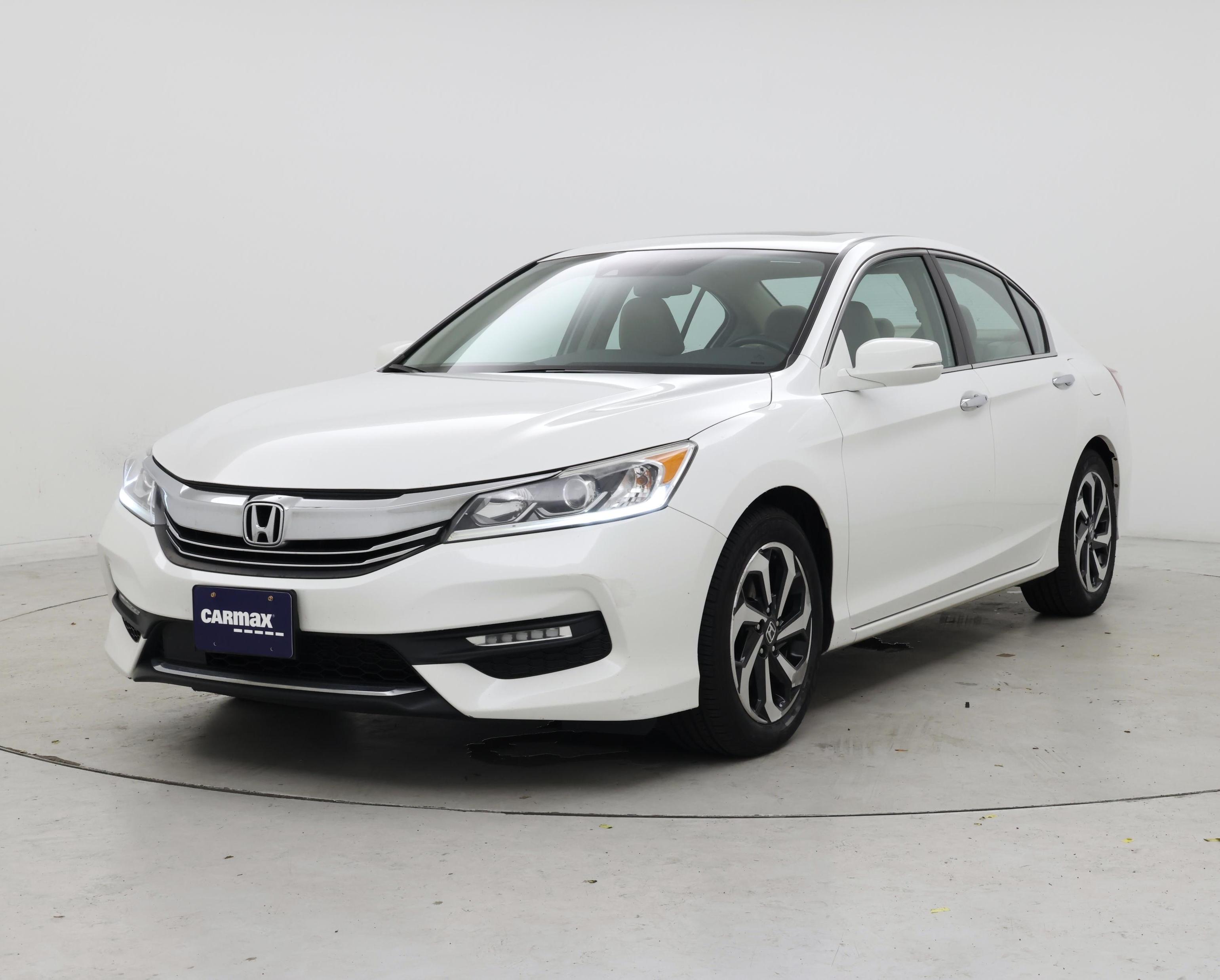 Thumbnail: 2016 Honda Accord - 4