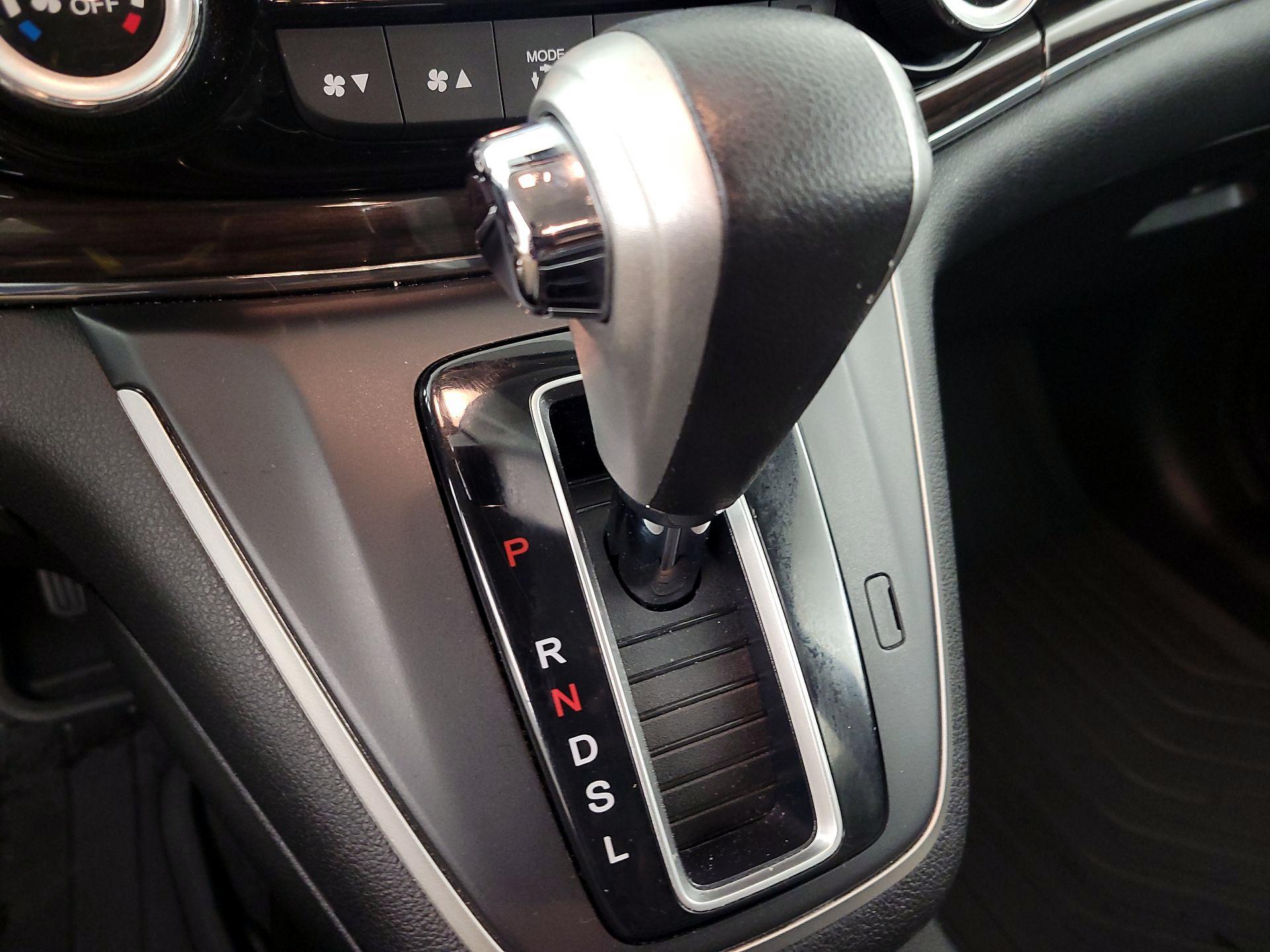 Thumbnail: 2016 Honda CR-V - 17