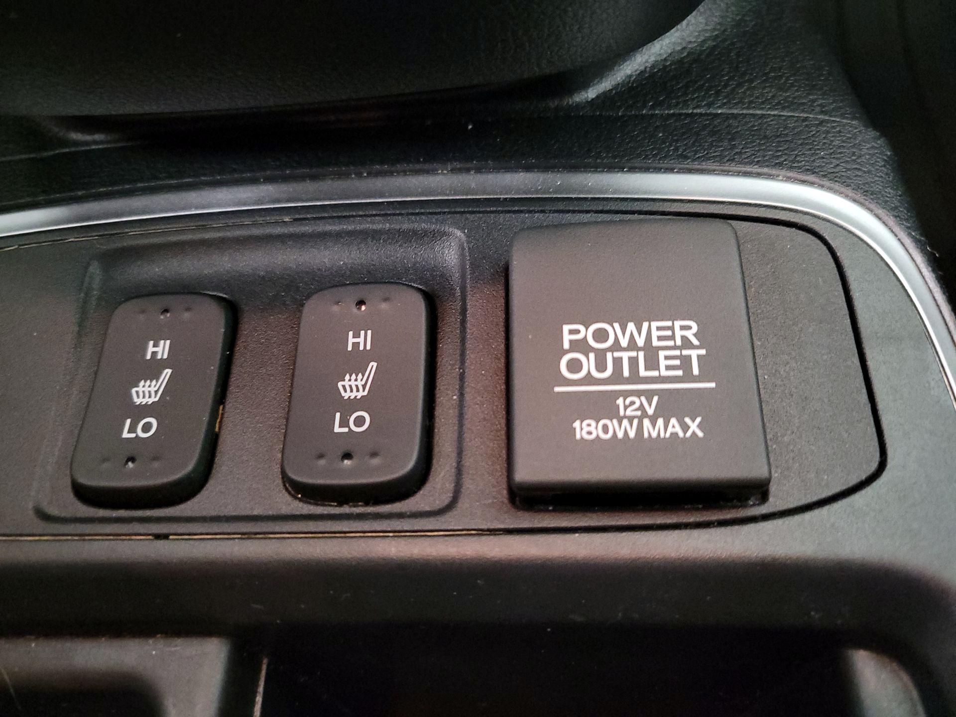 Thumbnail: 2016 Honda CR-V - 18