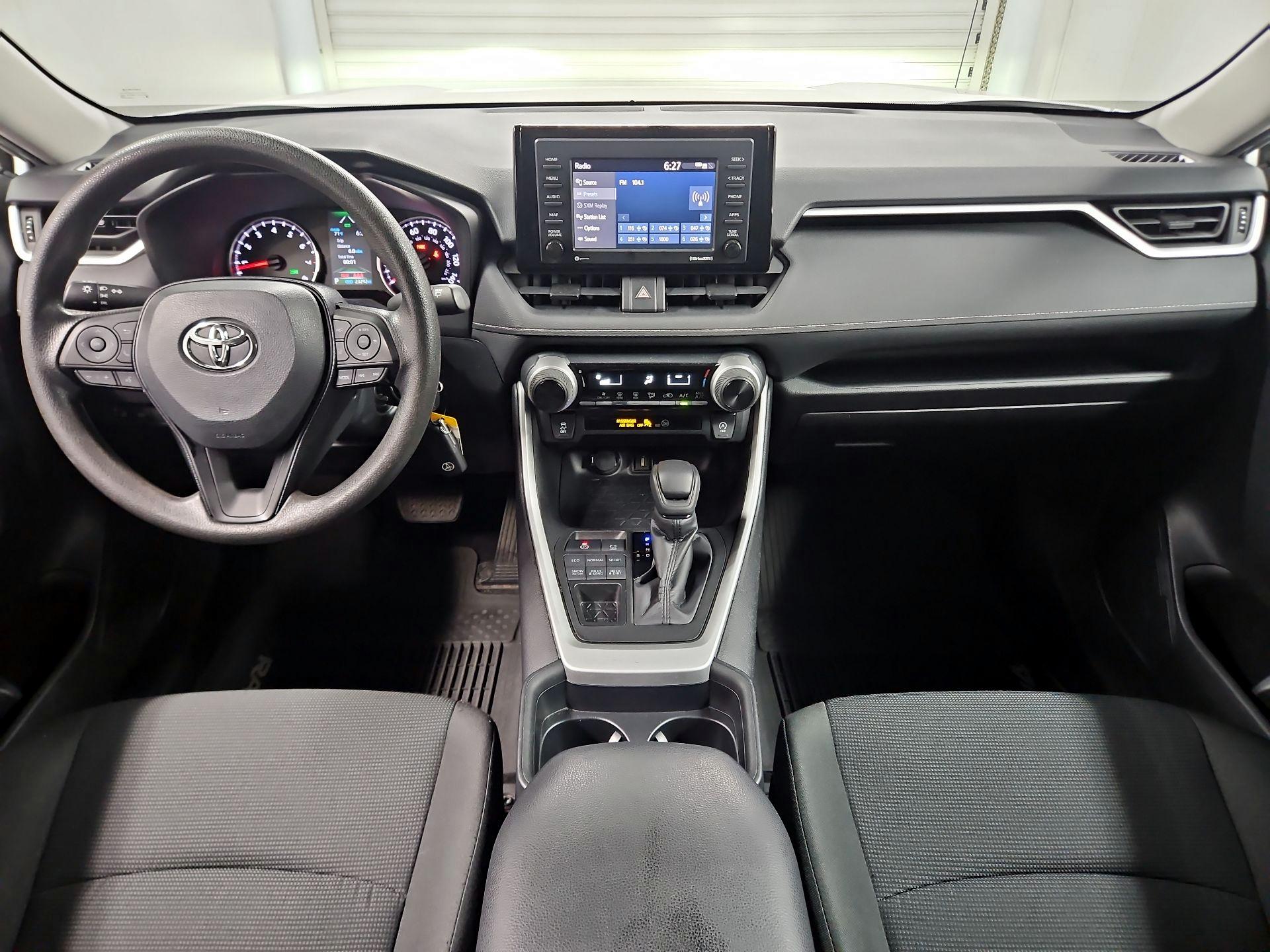 Thumbnail: 2020 Toyota RAV4 - 9