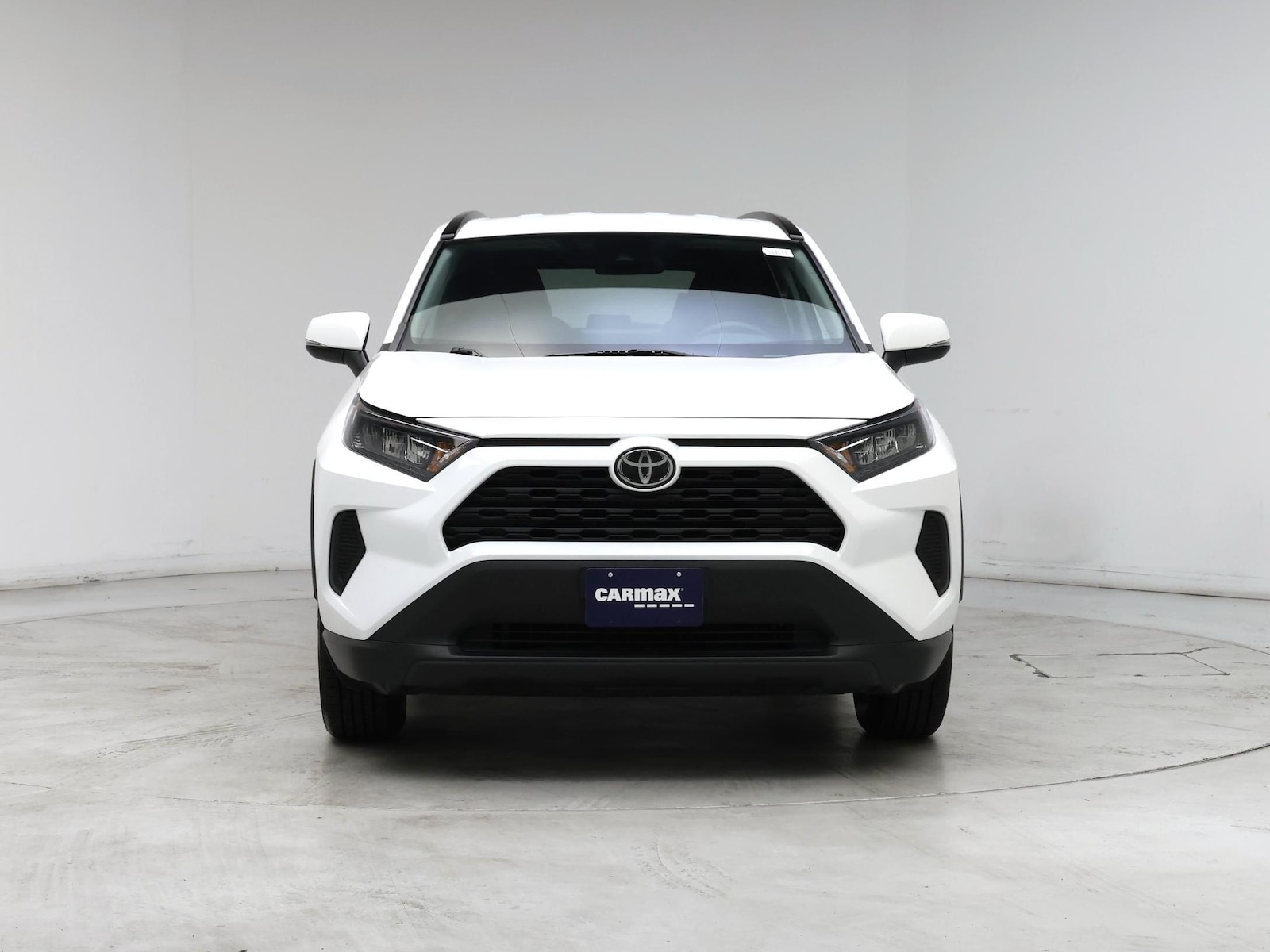 2020 Toyota RAV4 LE - Photo 6