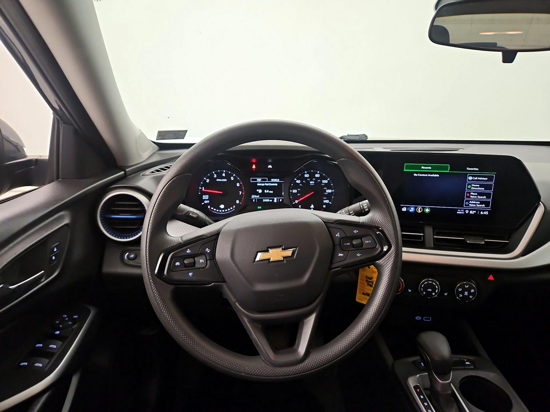 Thumbnail: 2025 Chevrolet Trax - 10
